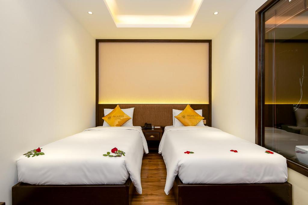 Twin Deluxe Two Beds