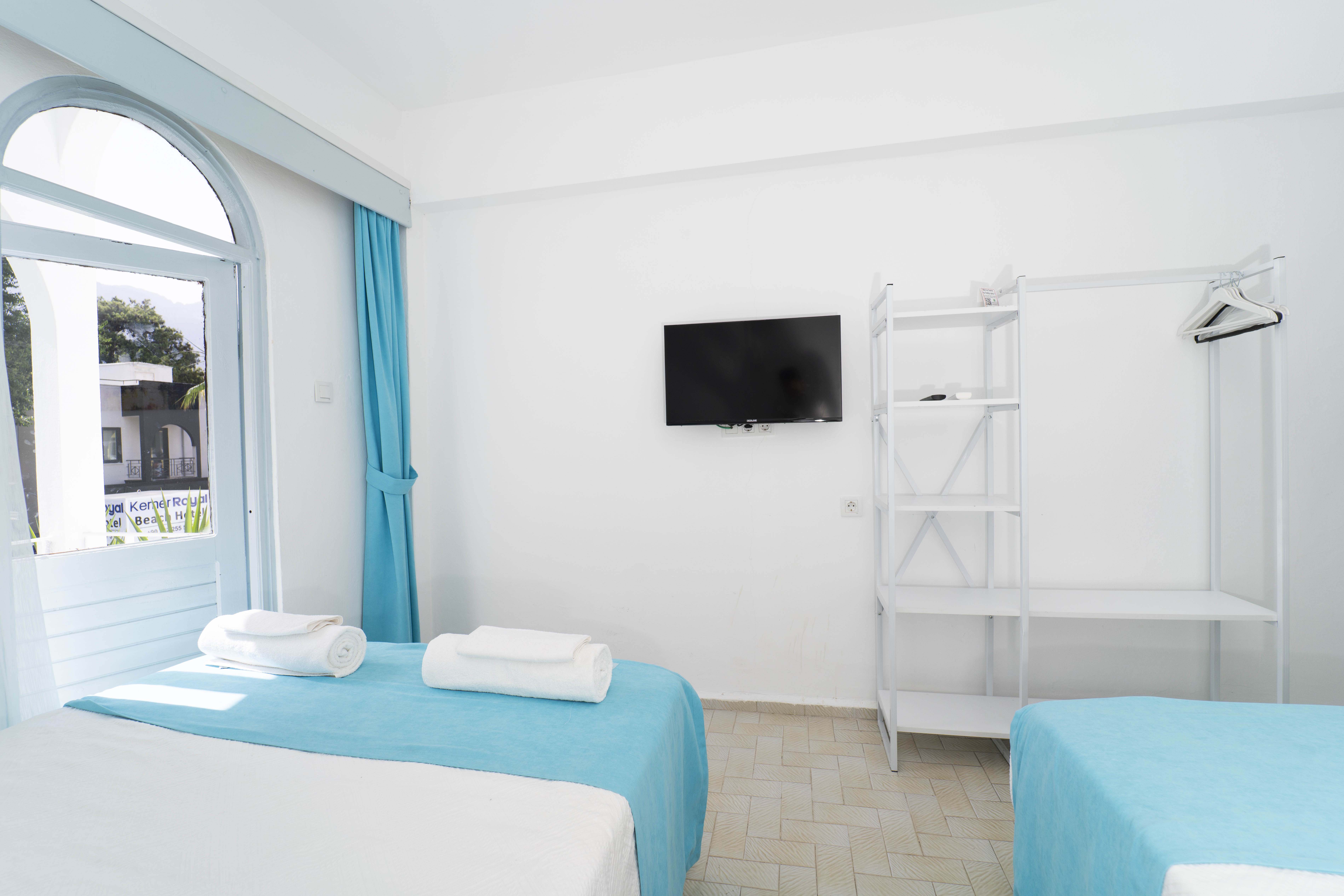 Triple Deluxe with Balcony