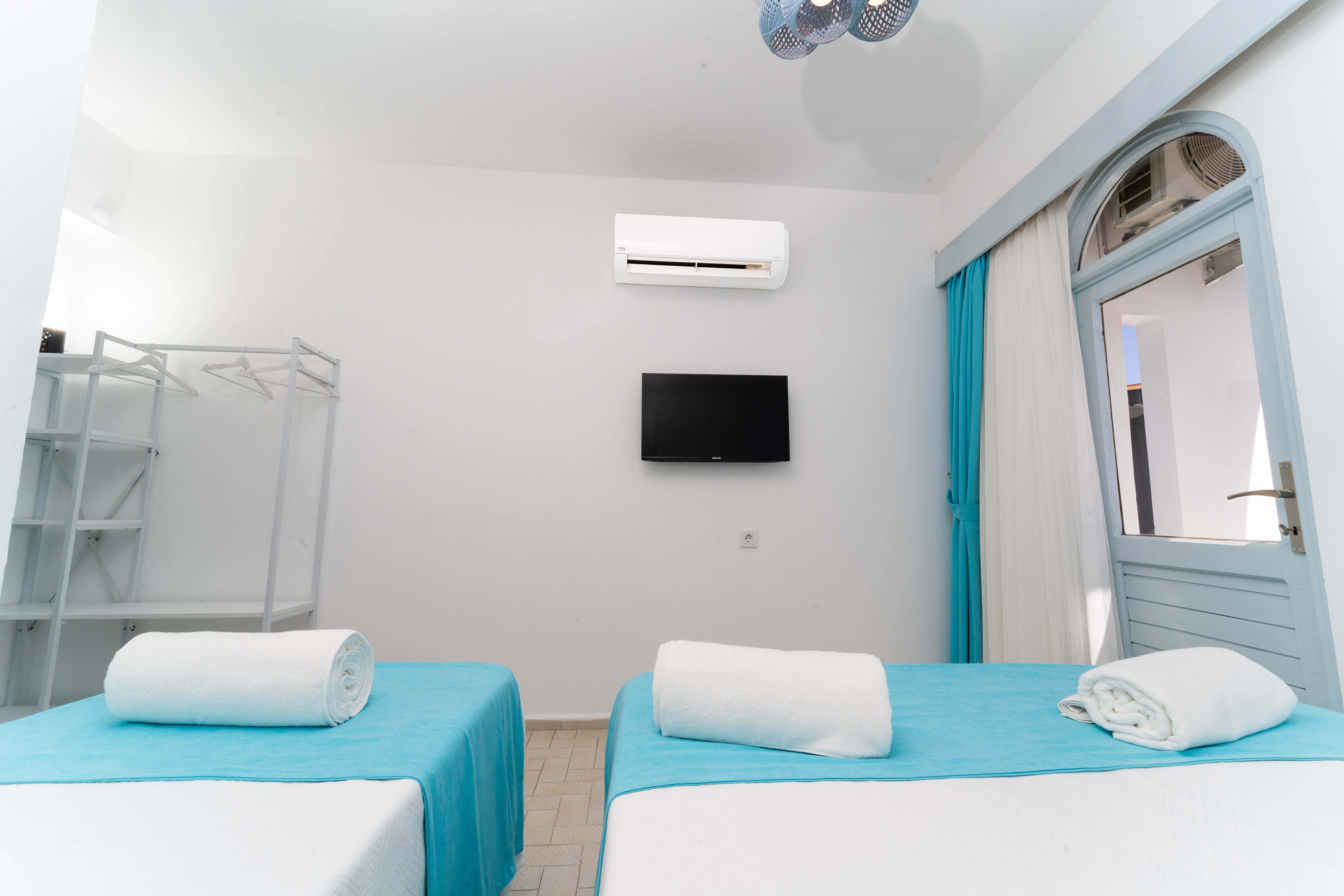 Triple Deluxe with Balcony