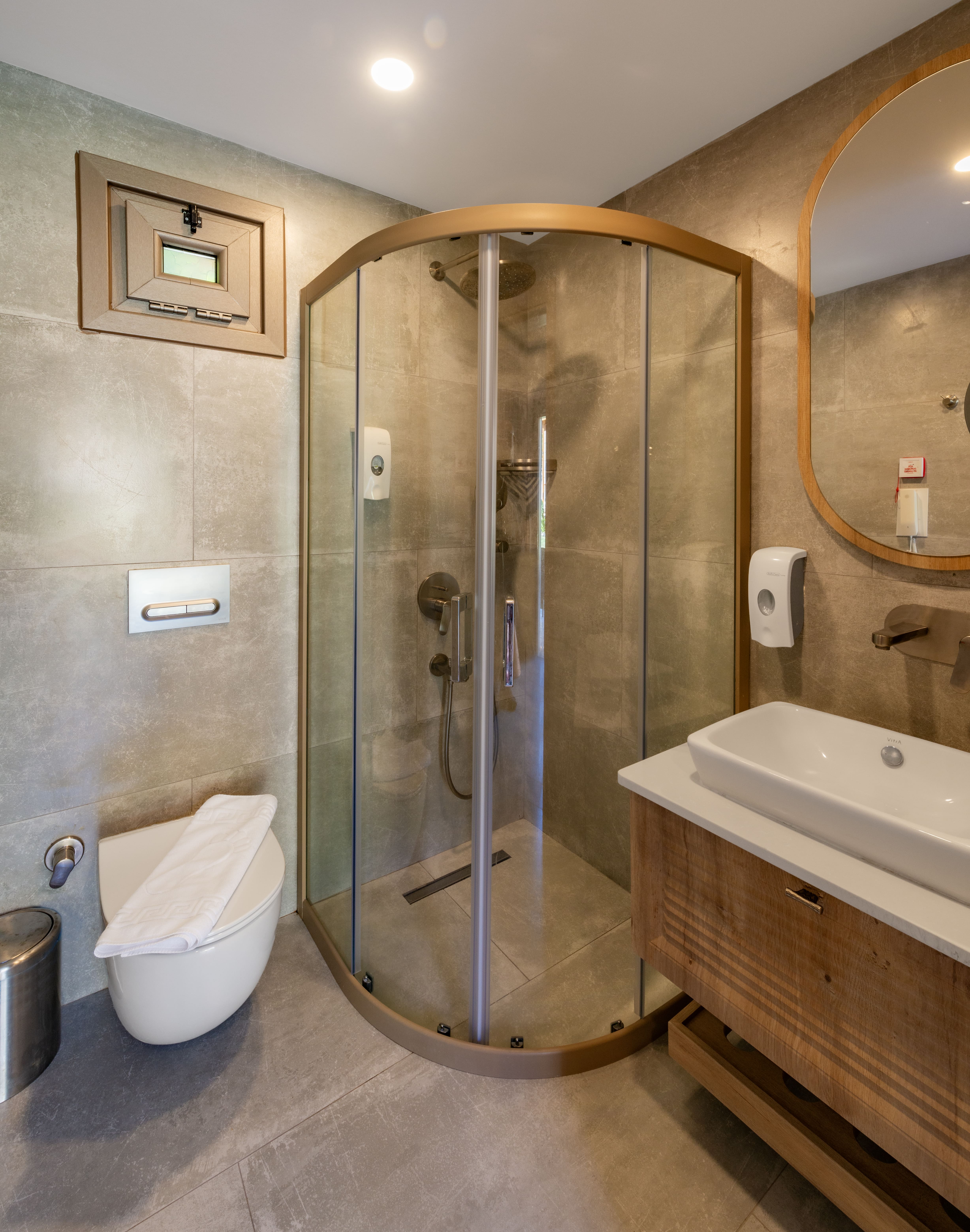 Double Capacity 2 One Bedroom