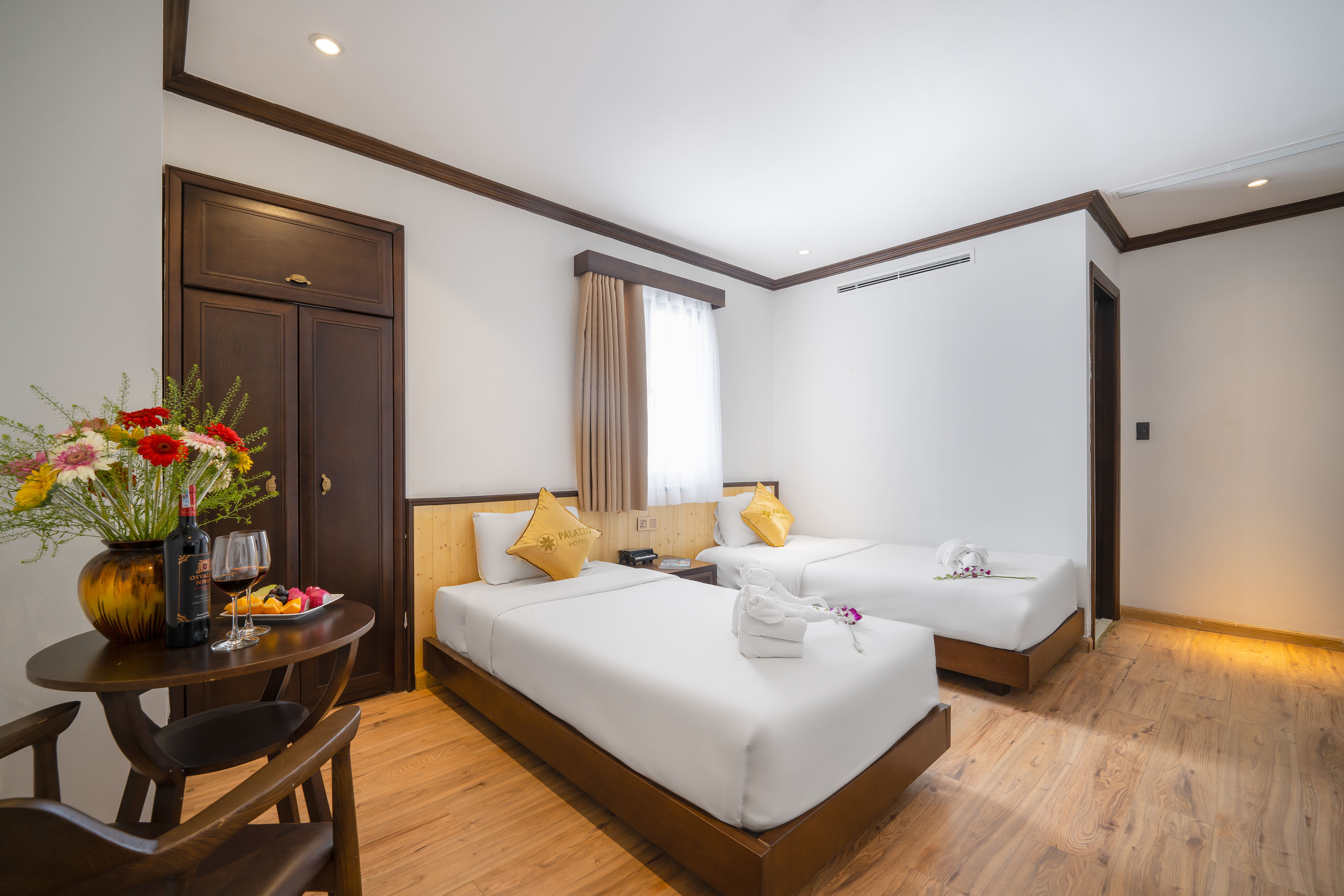 Double or Twin Deluxe with Air Conditioning