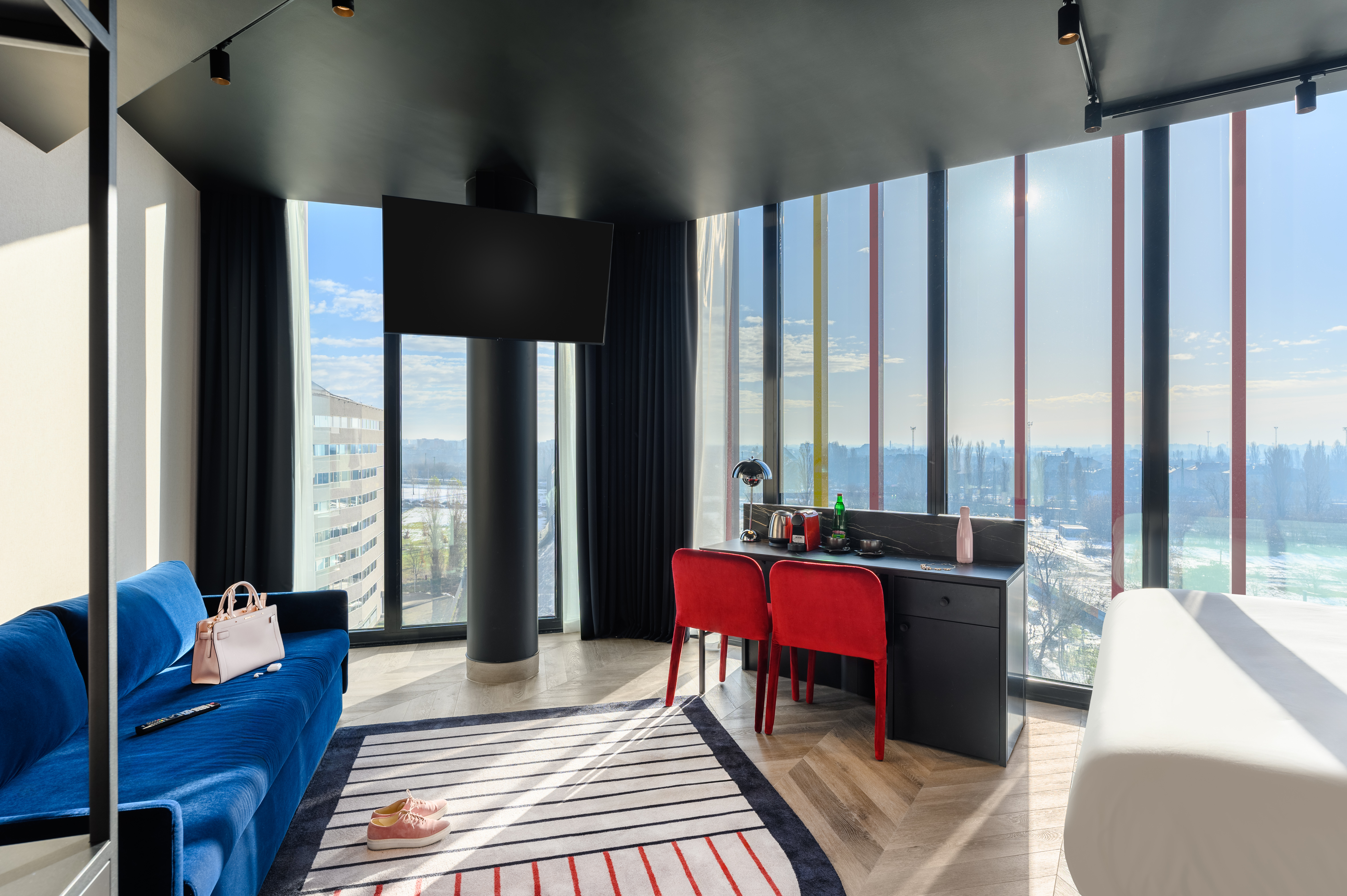 Double Queen Size Bed