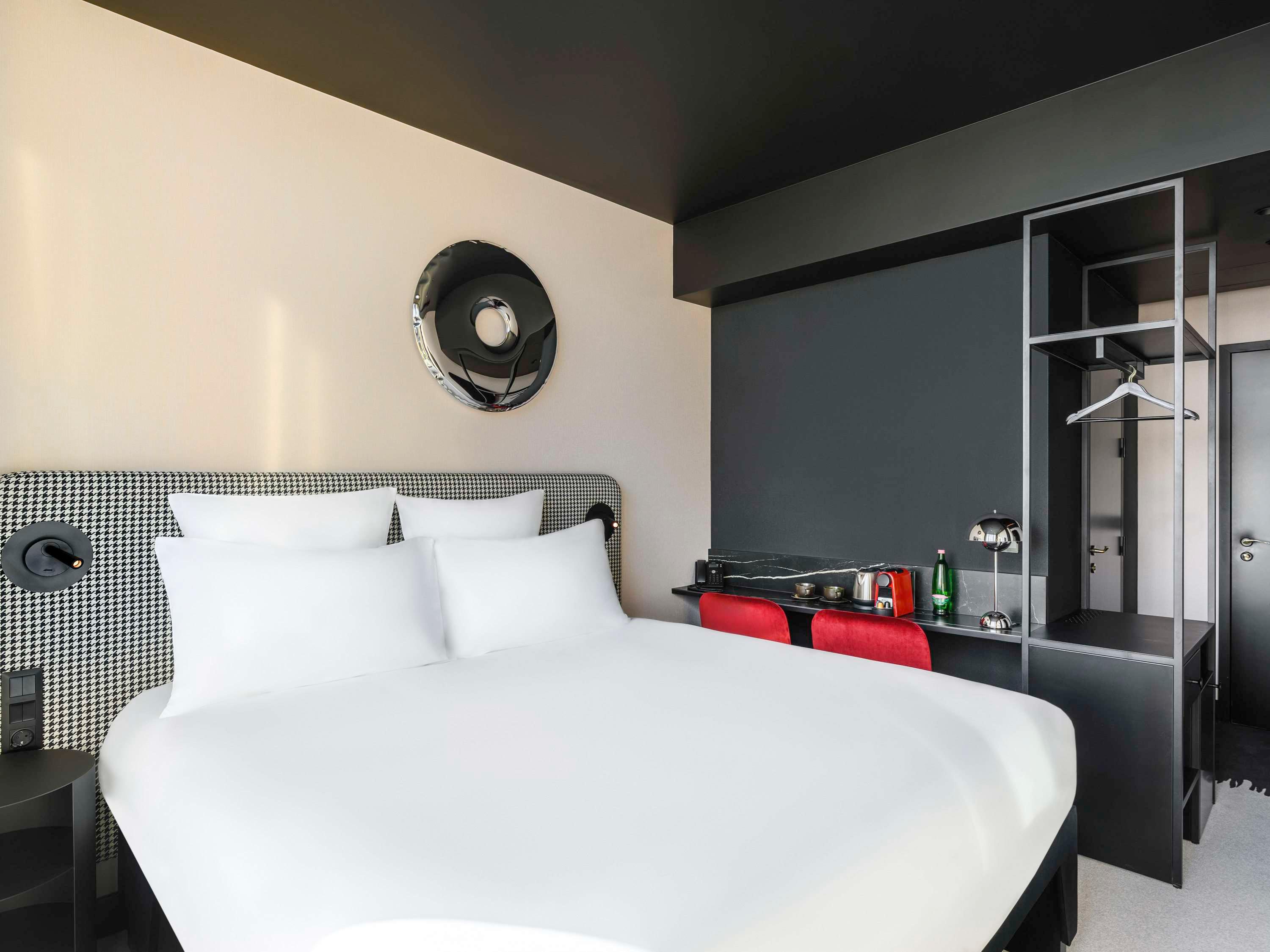 Double Queen Size Bed