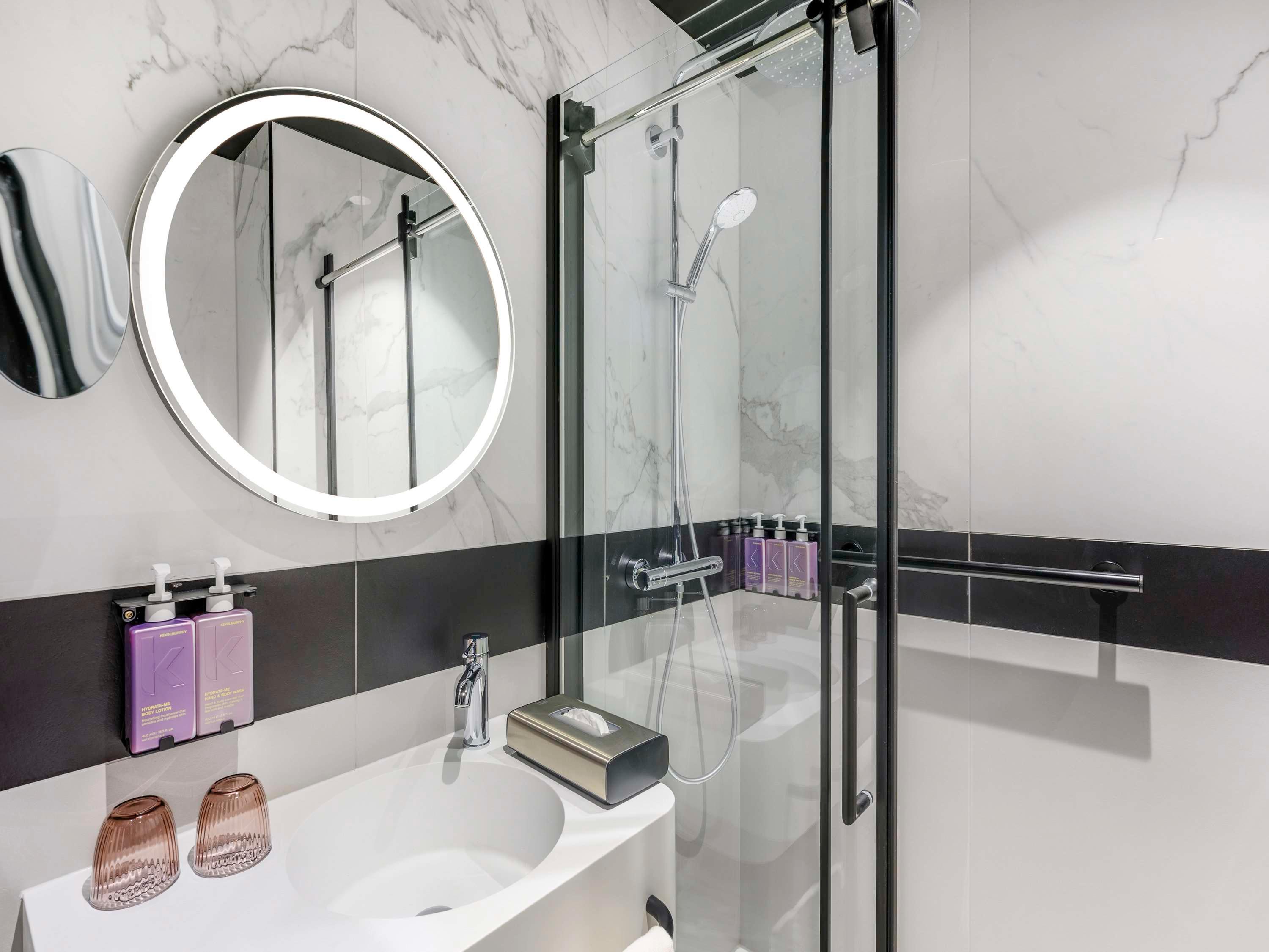 Double Queen Size Bed