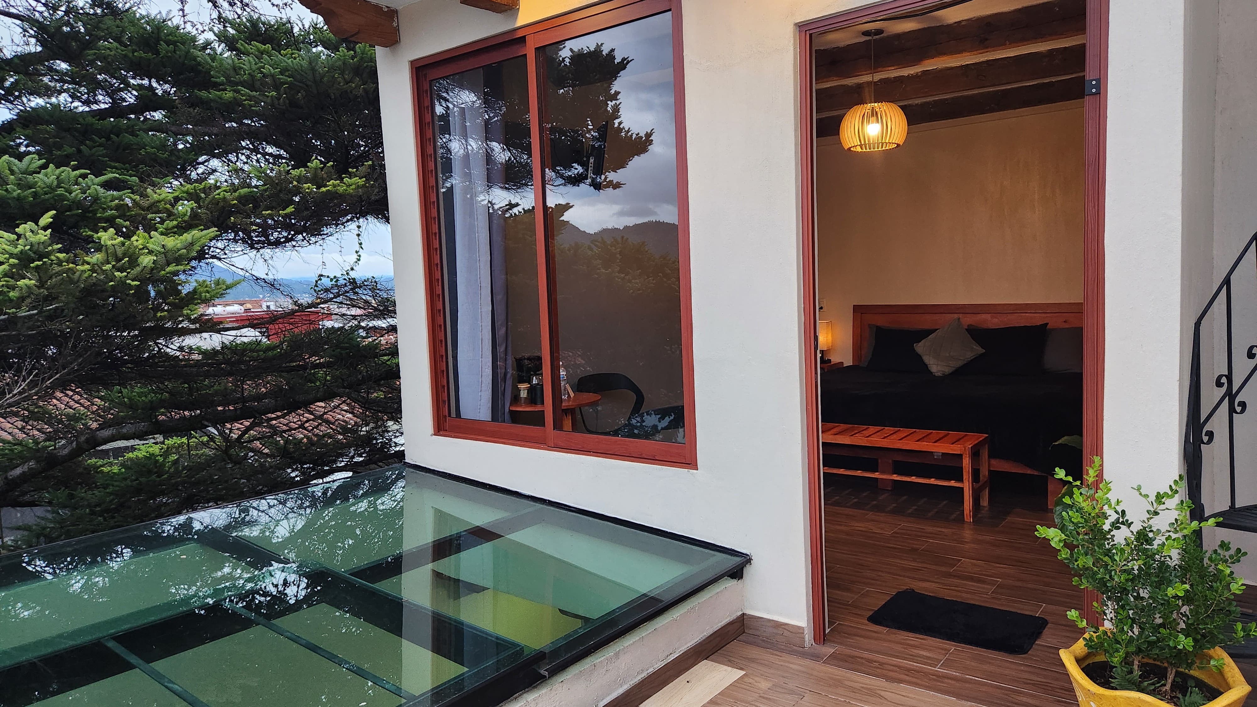 Double Superior King Bed