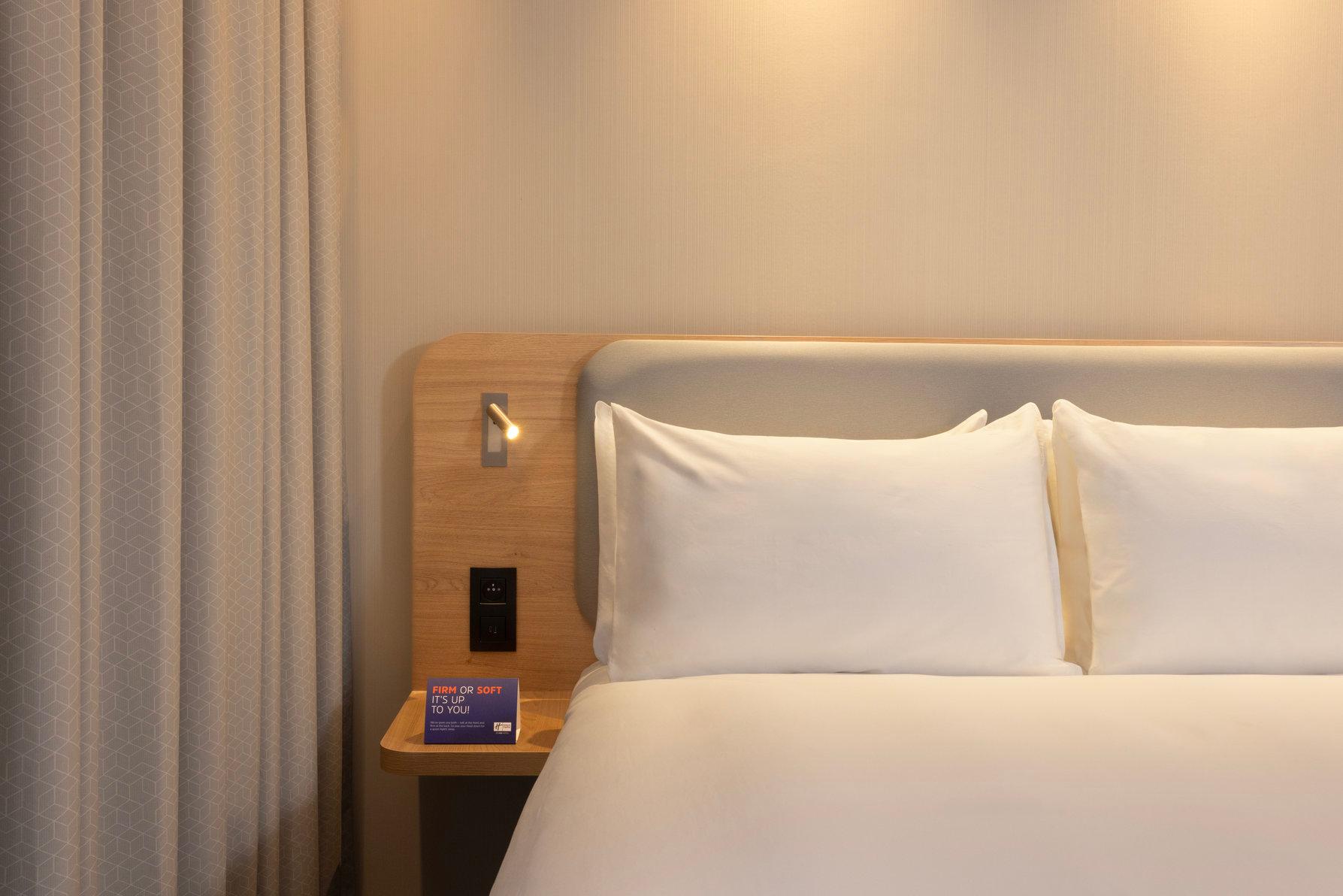 Double Queen Size Bed