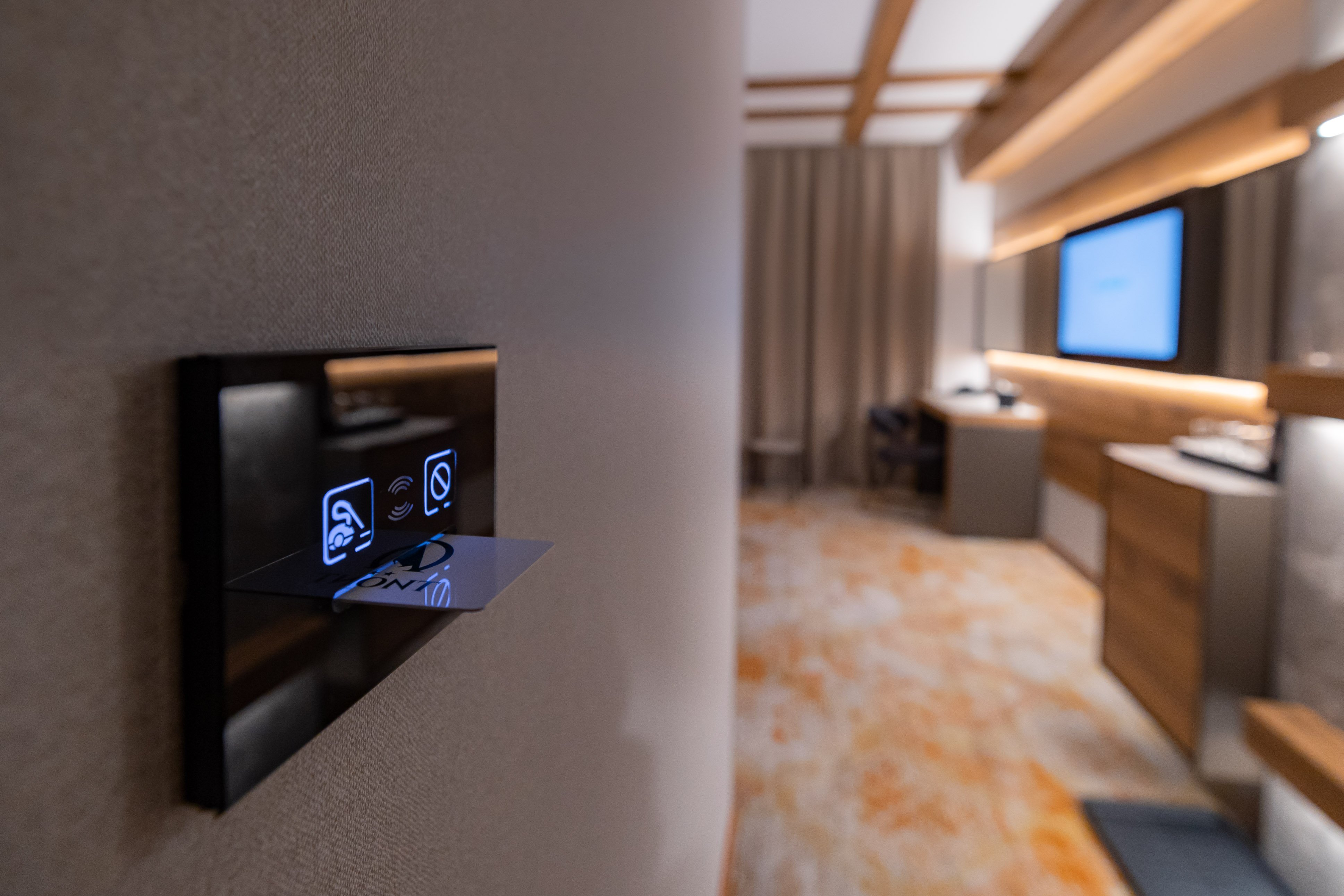 Double Deluxe One Bed