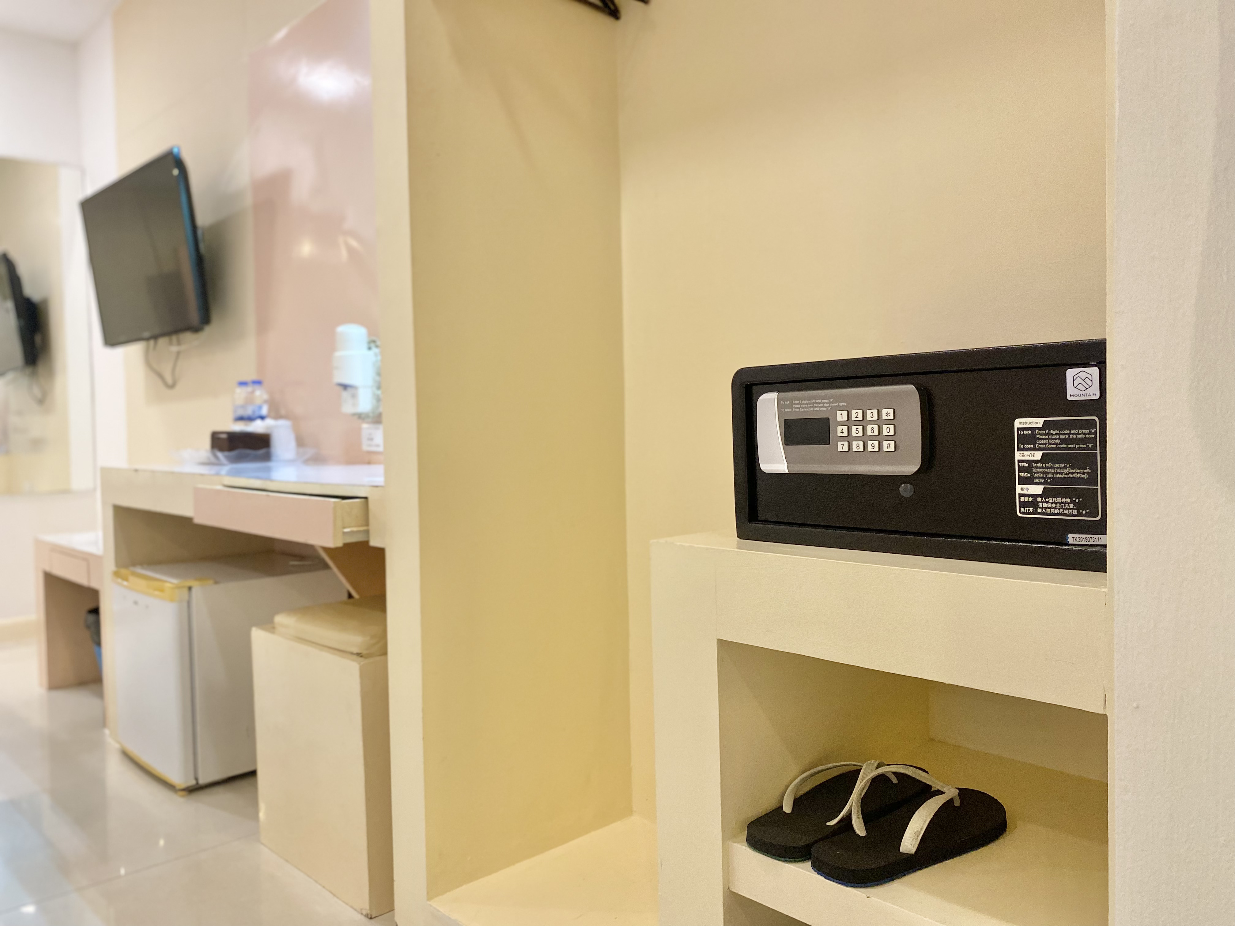 Double or Twin Standard