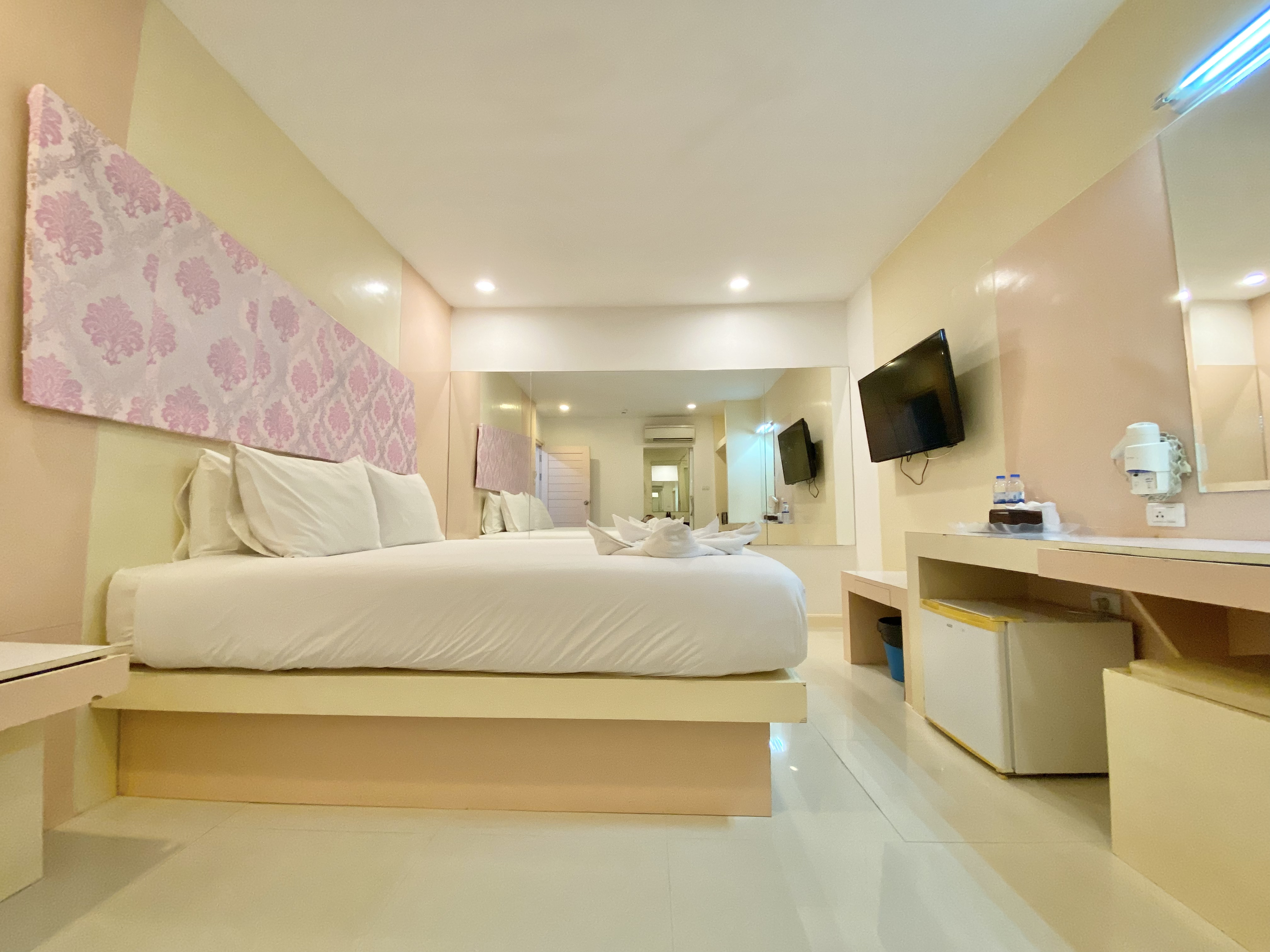 Double or Twin Standard