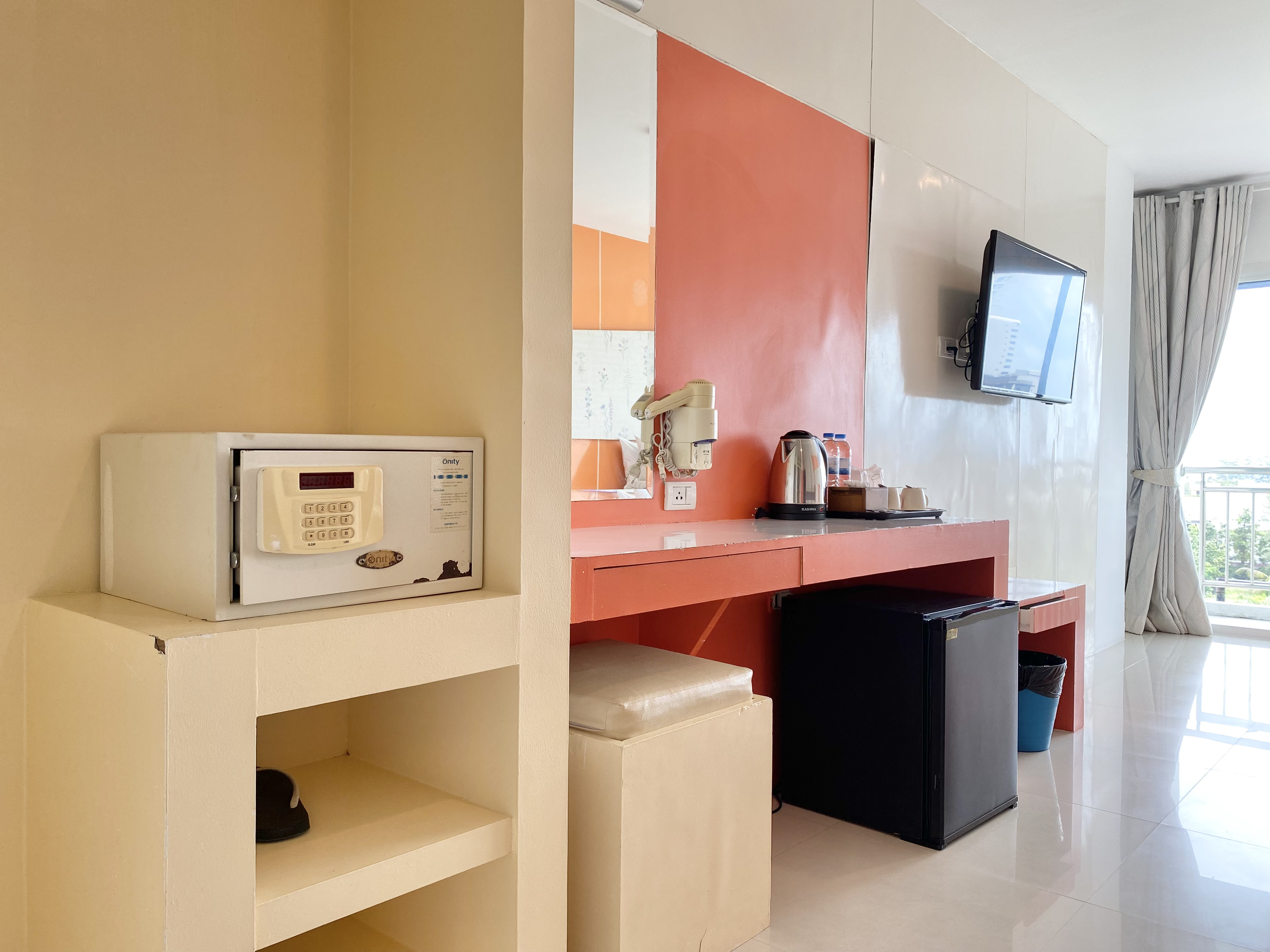 Double or Twin Deluxe