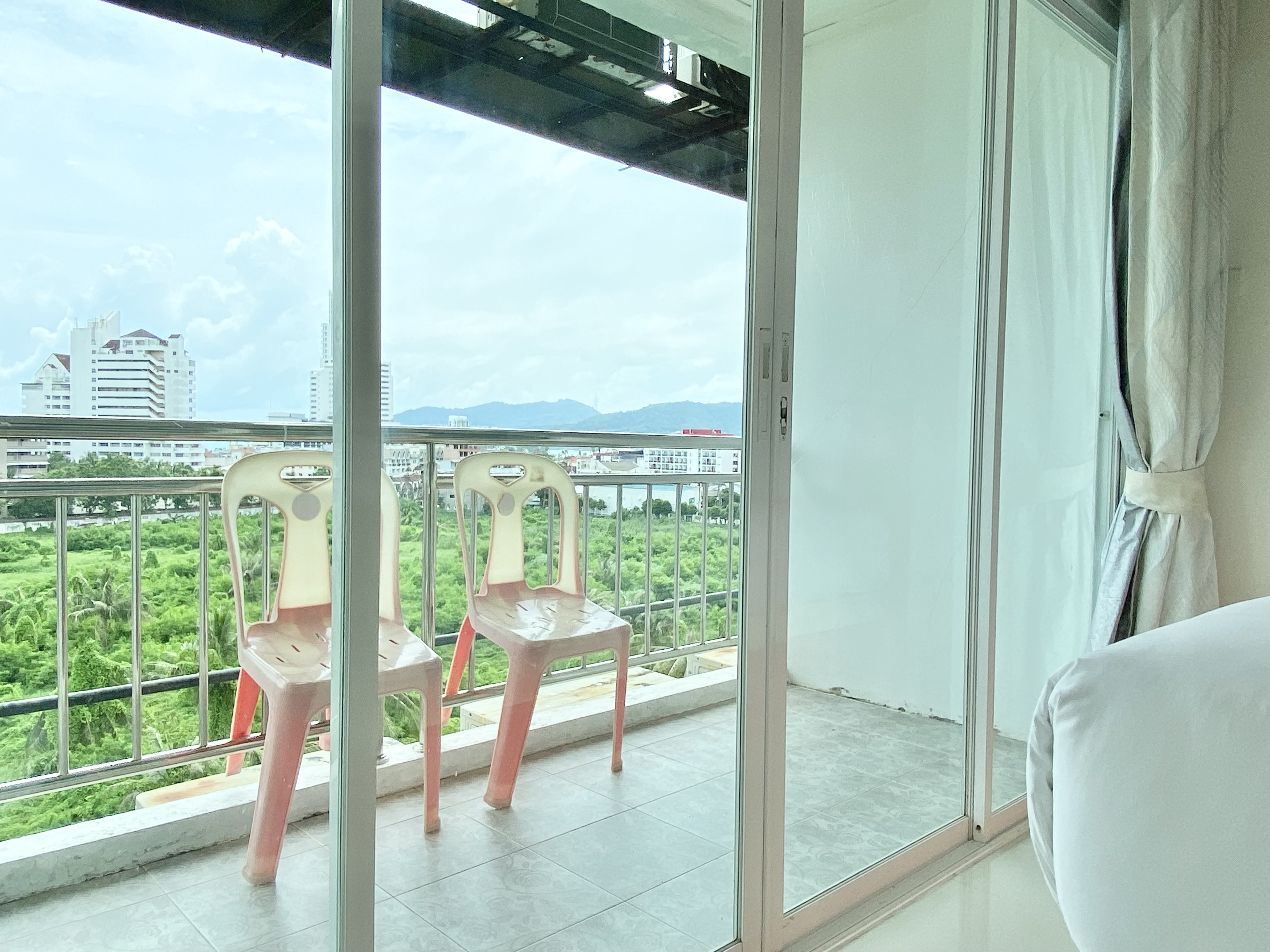 Double or Twin Deluxe