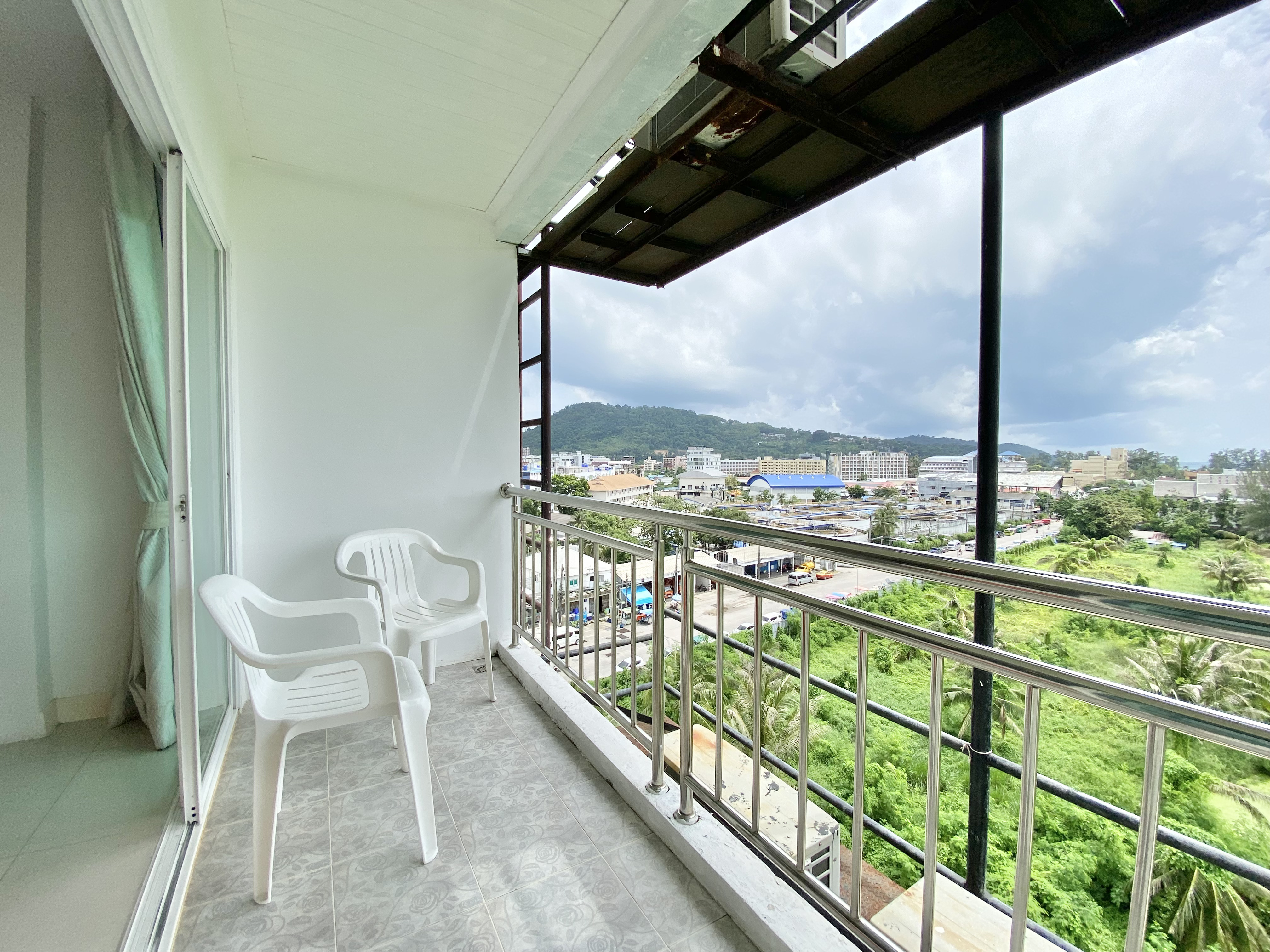 Double or Twin Deluxe