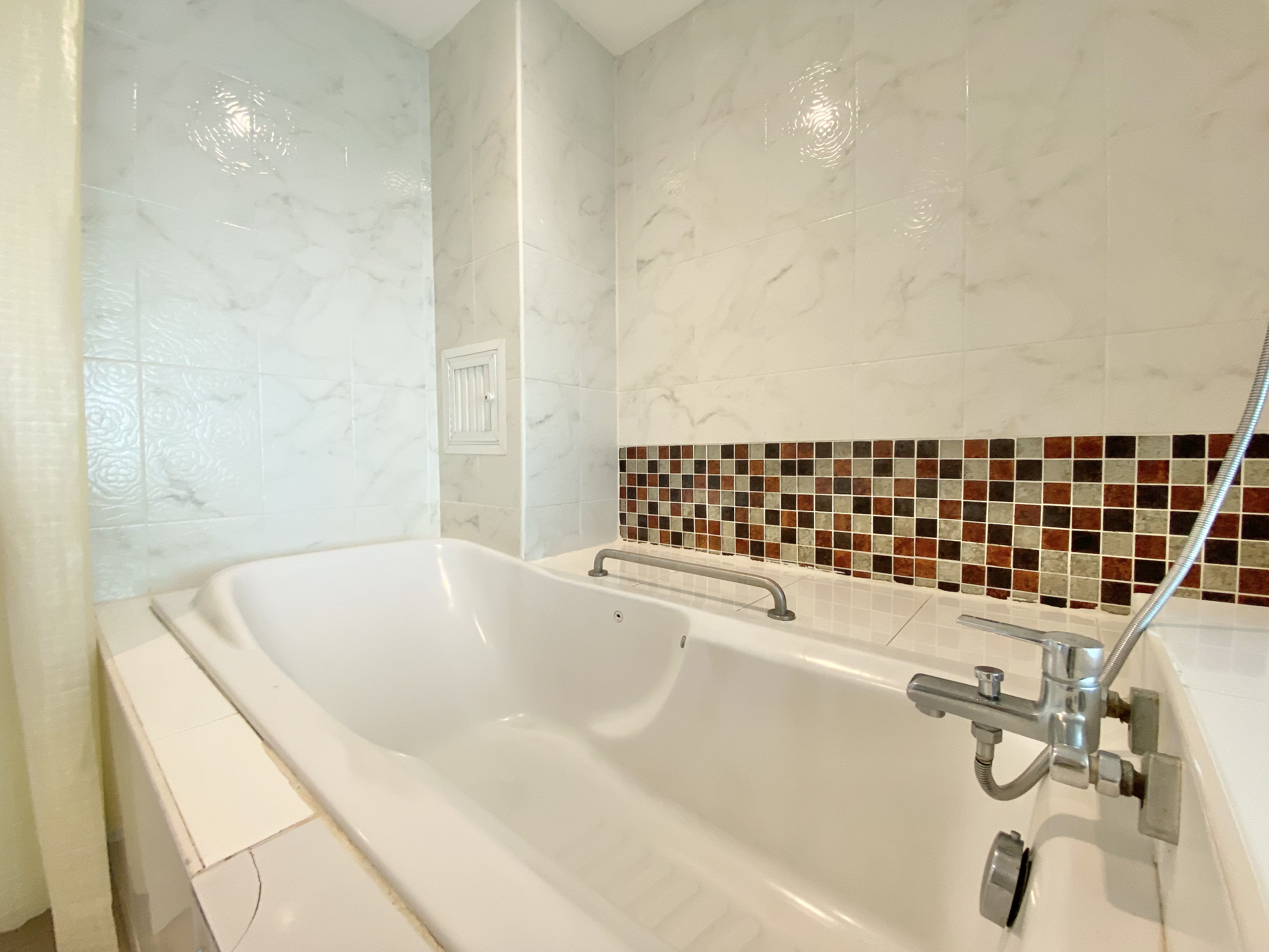 Double or Twin Deluxe