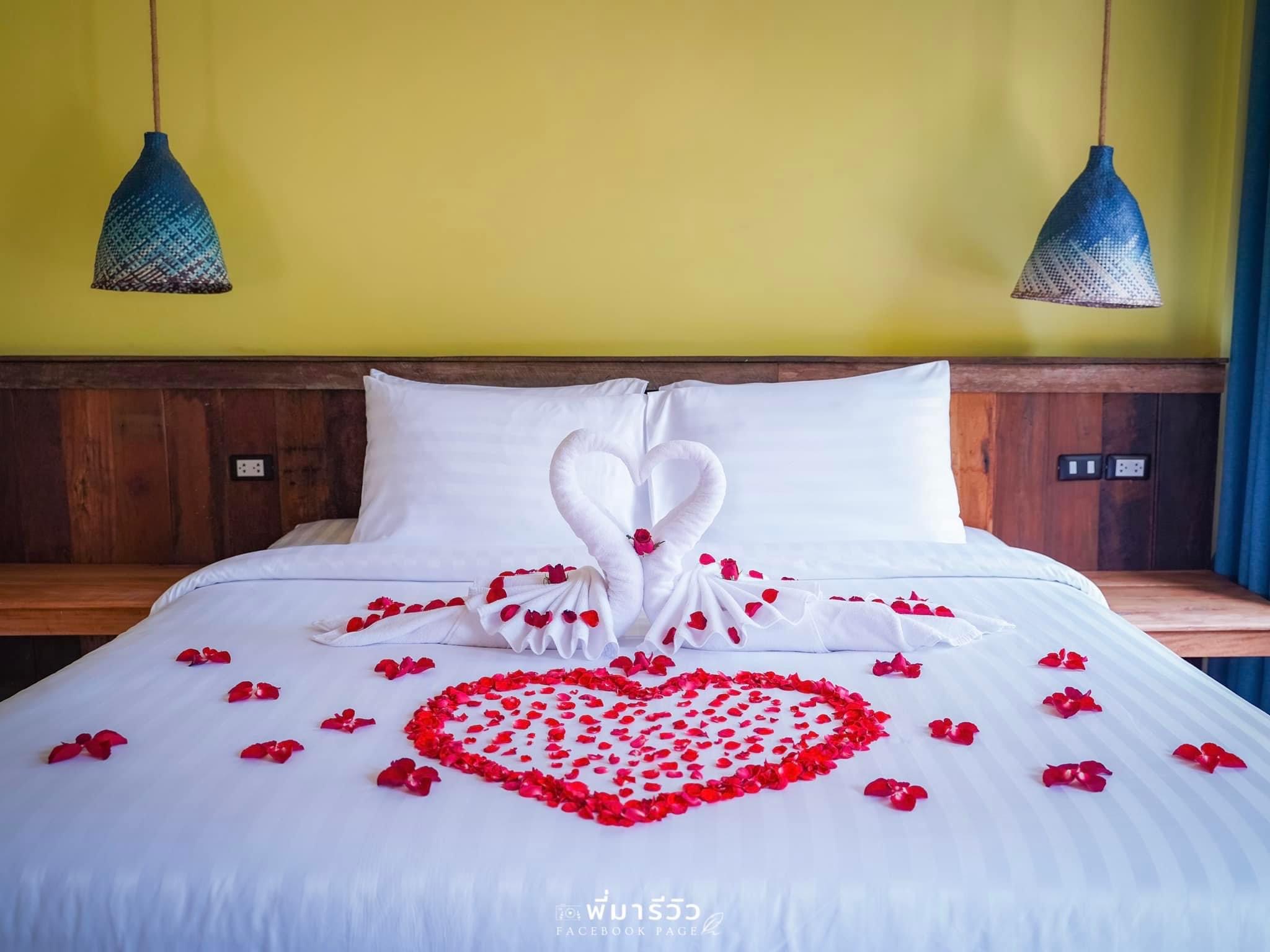 Double King Size Bed