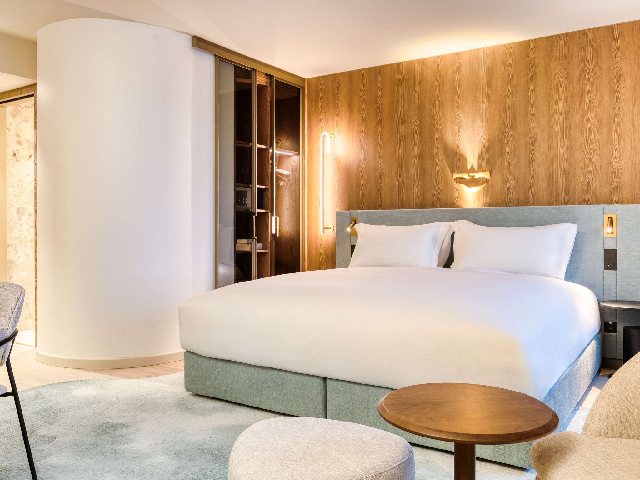 Junior Suite Executive King Bed