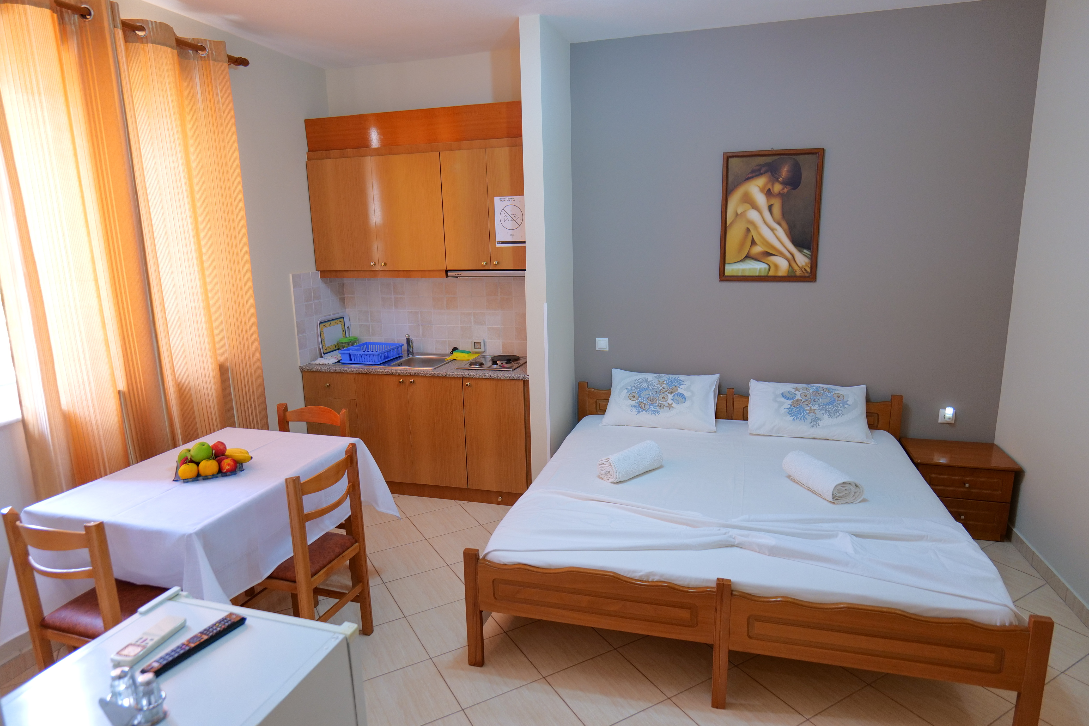 Double One Bedroom One Bathroom