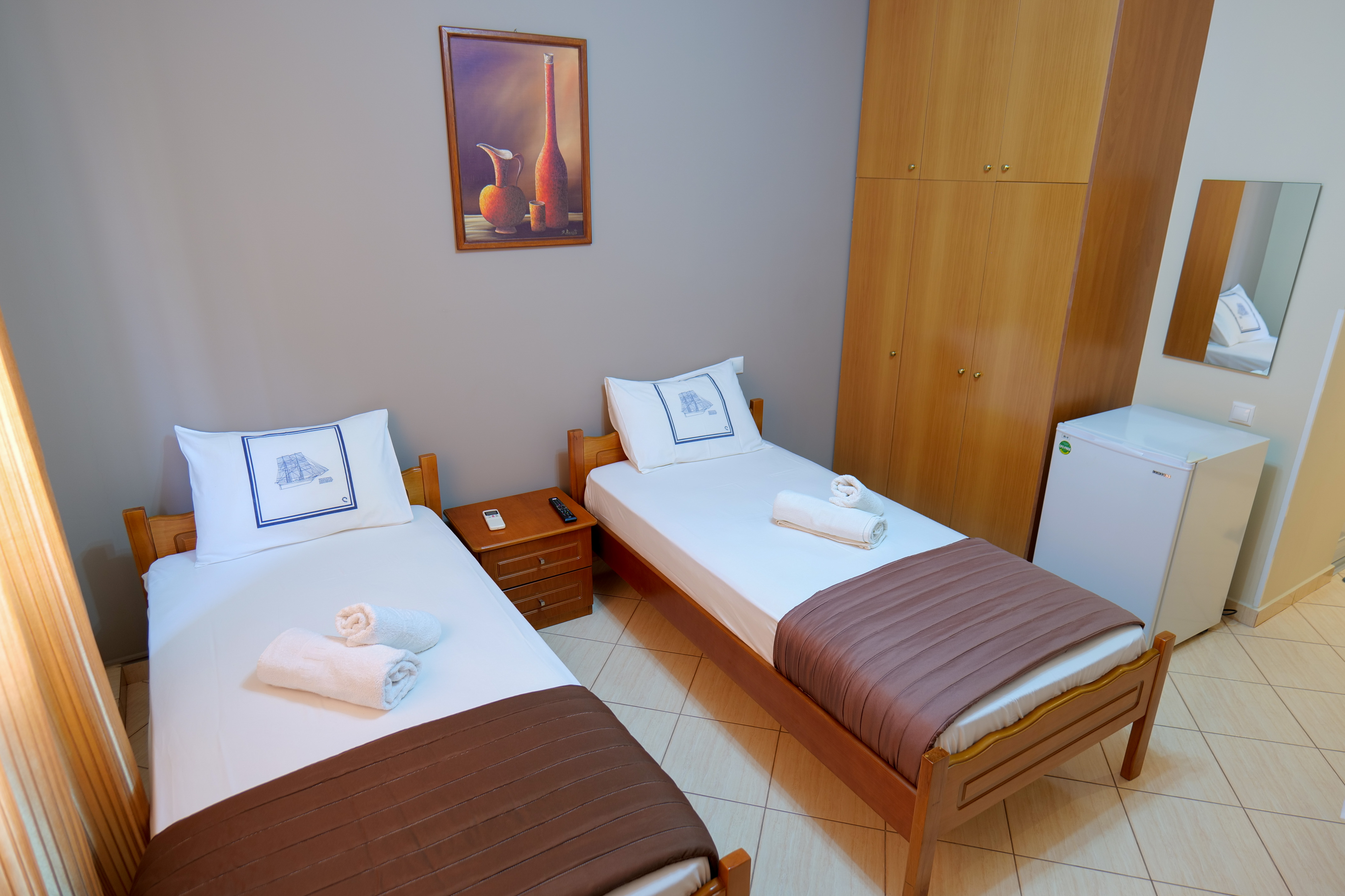 Twin One Bedroom One Bathroom