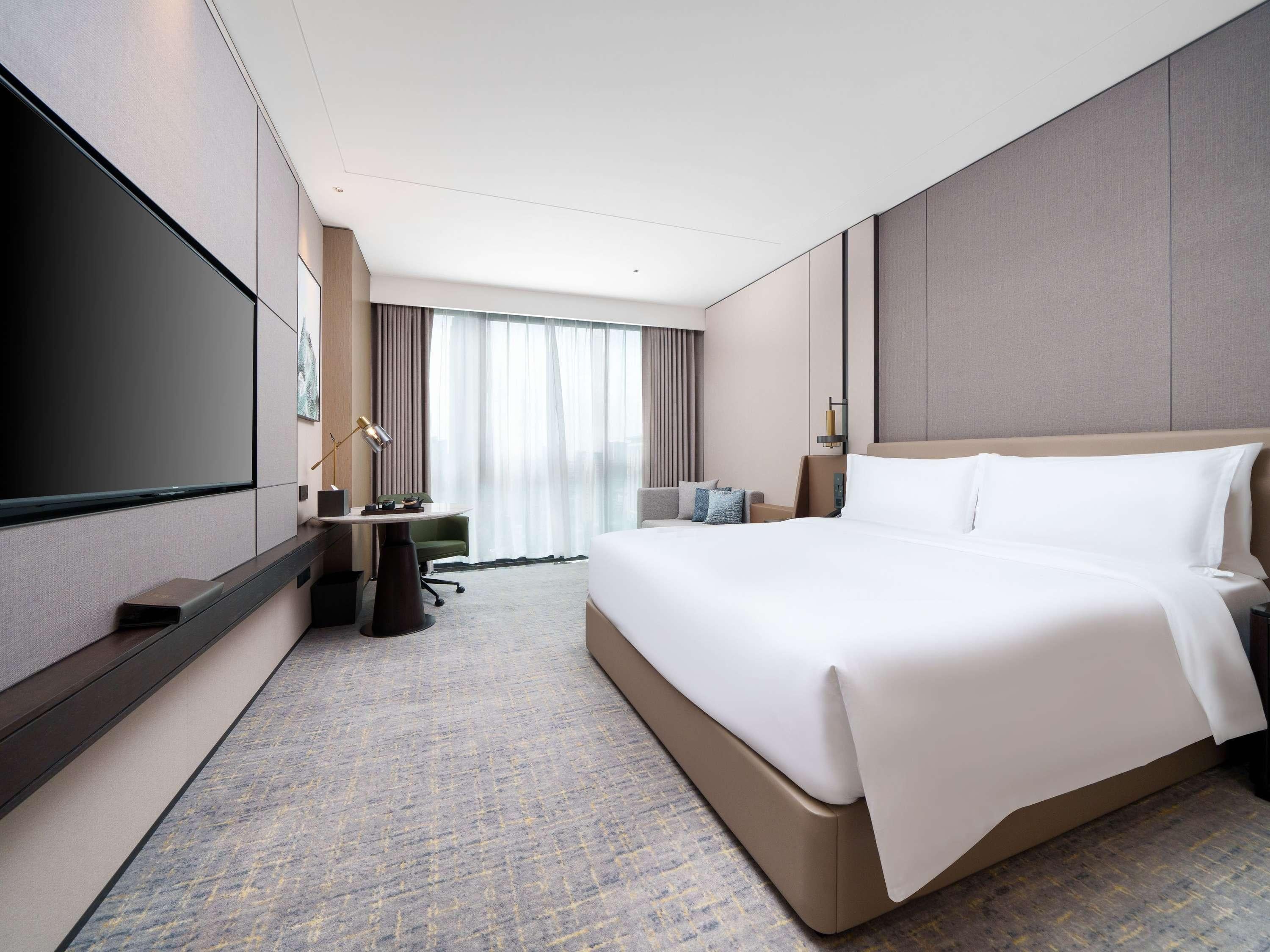 Double Executive Superior