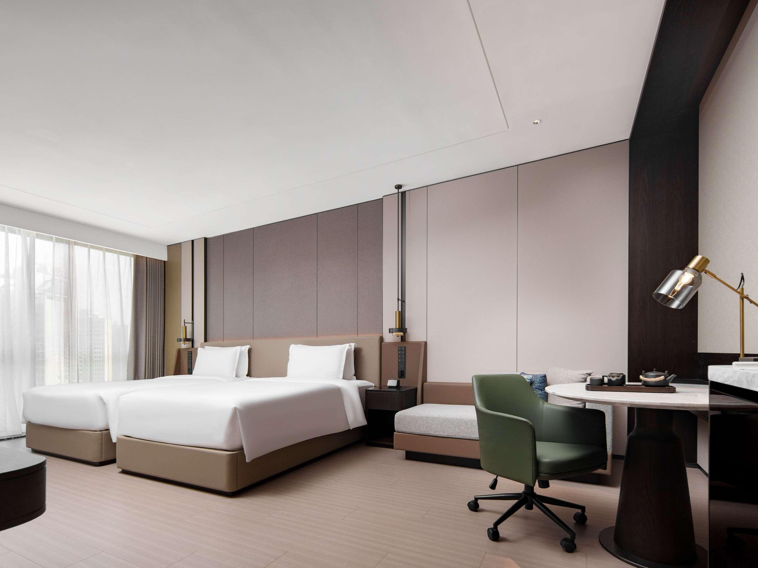 Twin Executive Superior