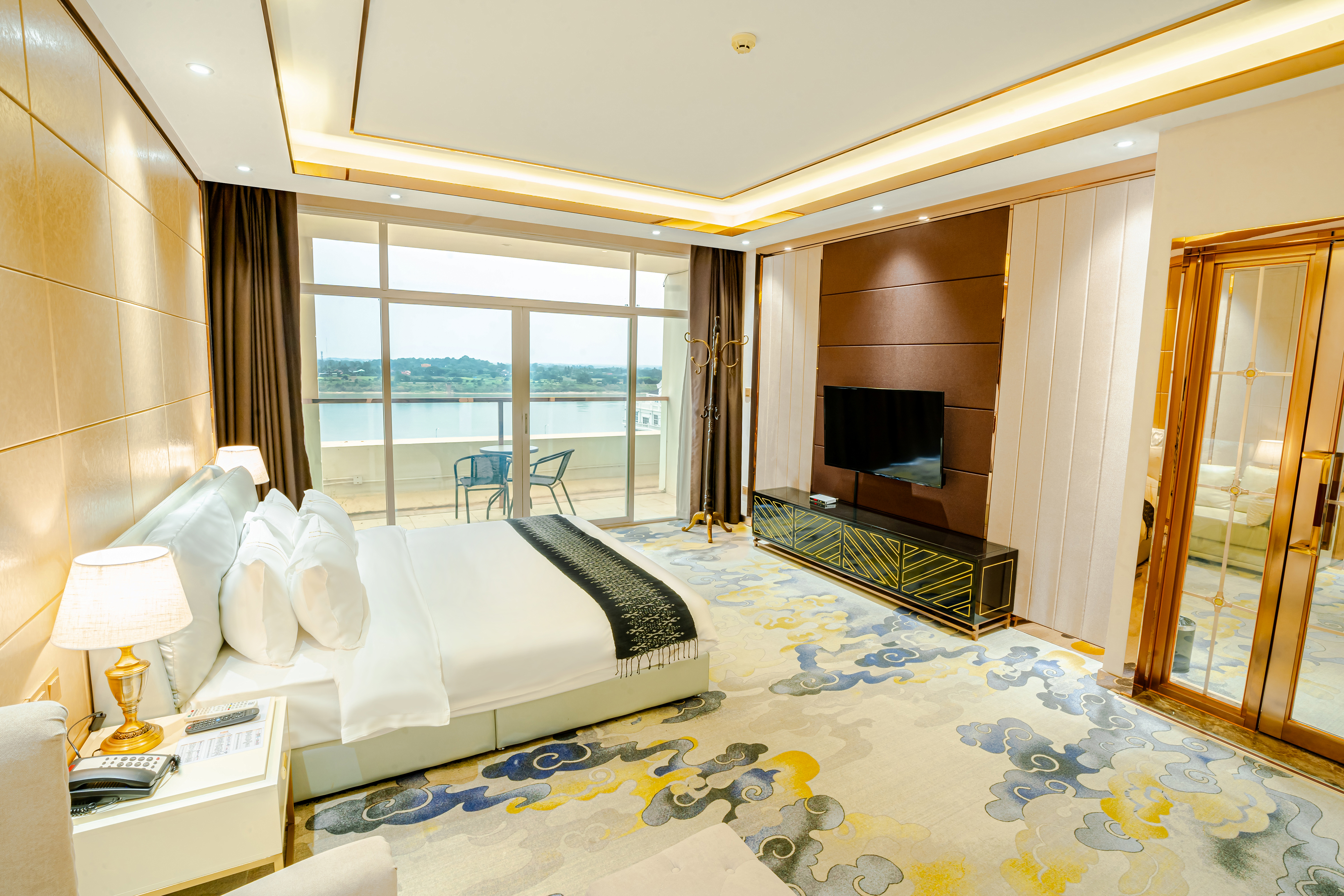 Double King Size Bed