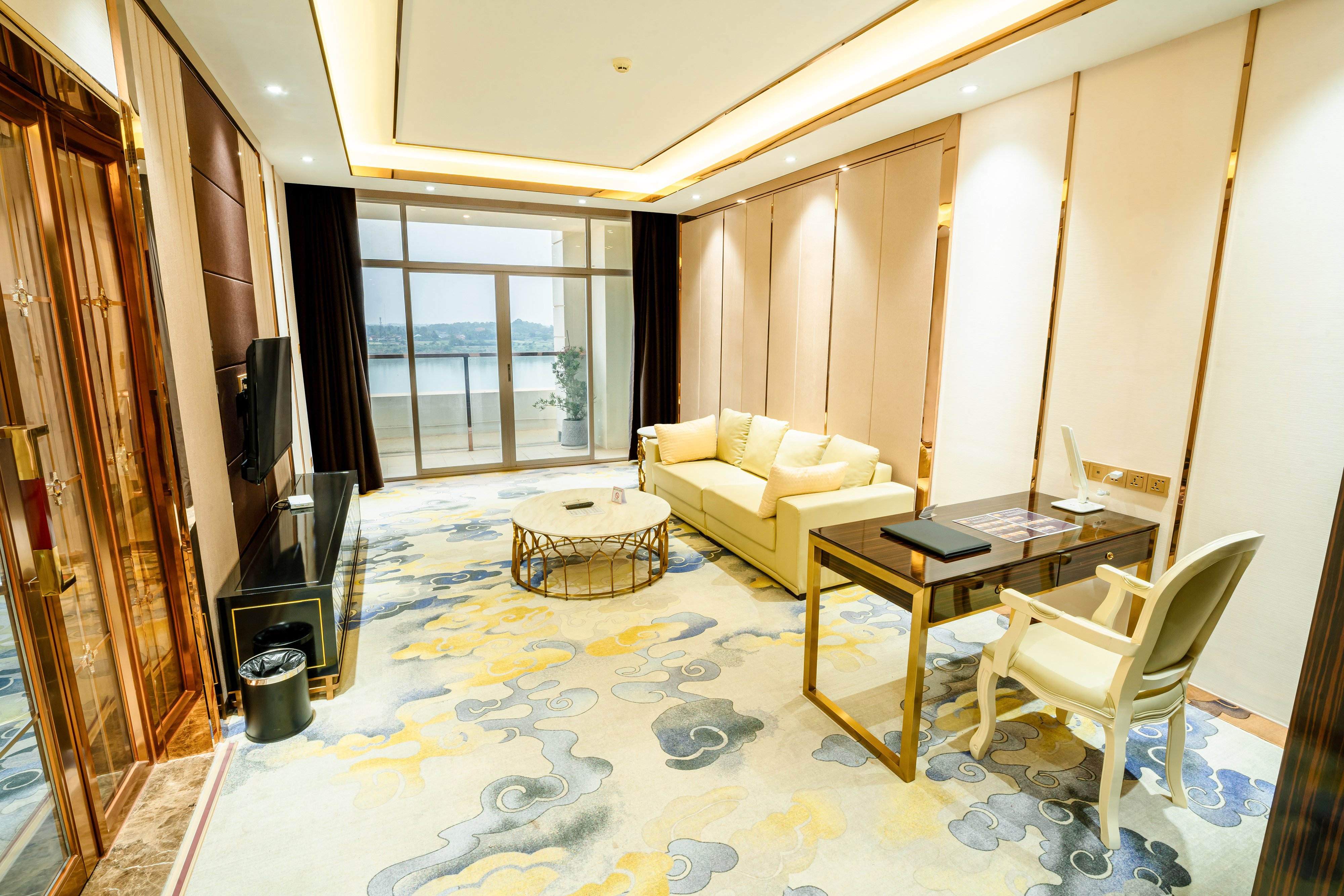 Double King Size Bed