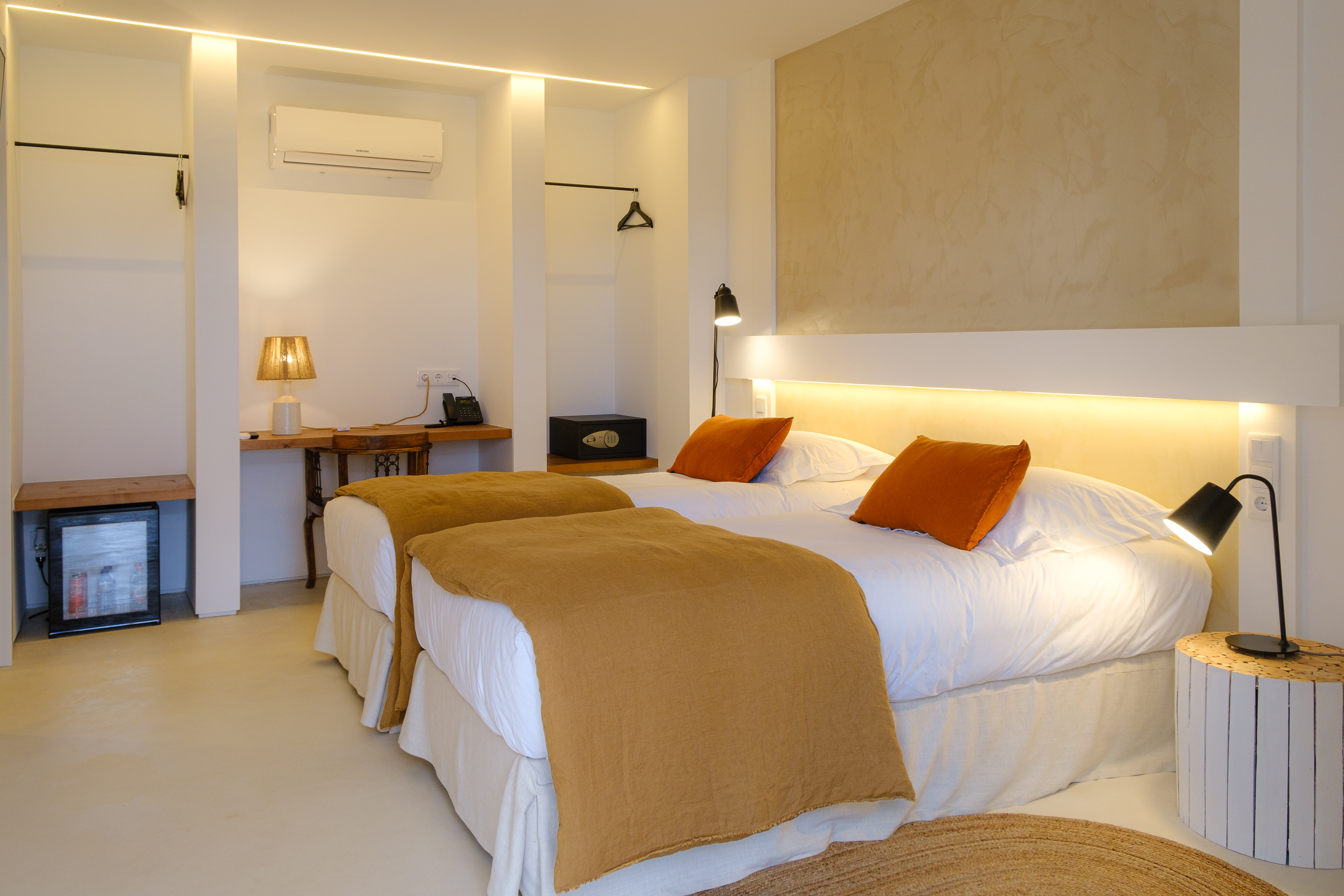 Double King Size Bed