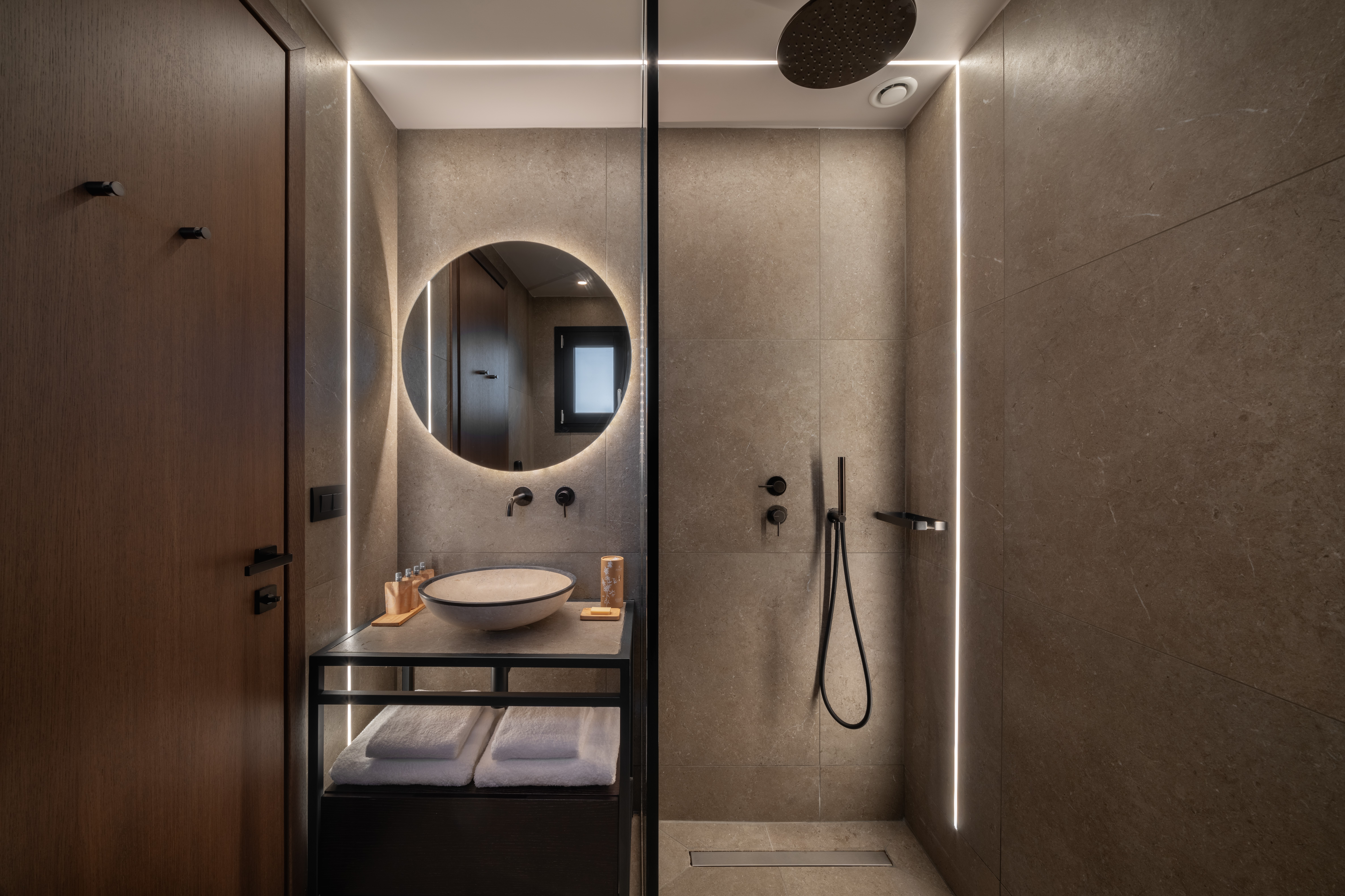 Double One Bedroom One Bathroom