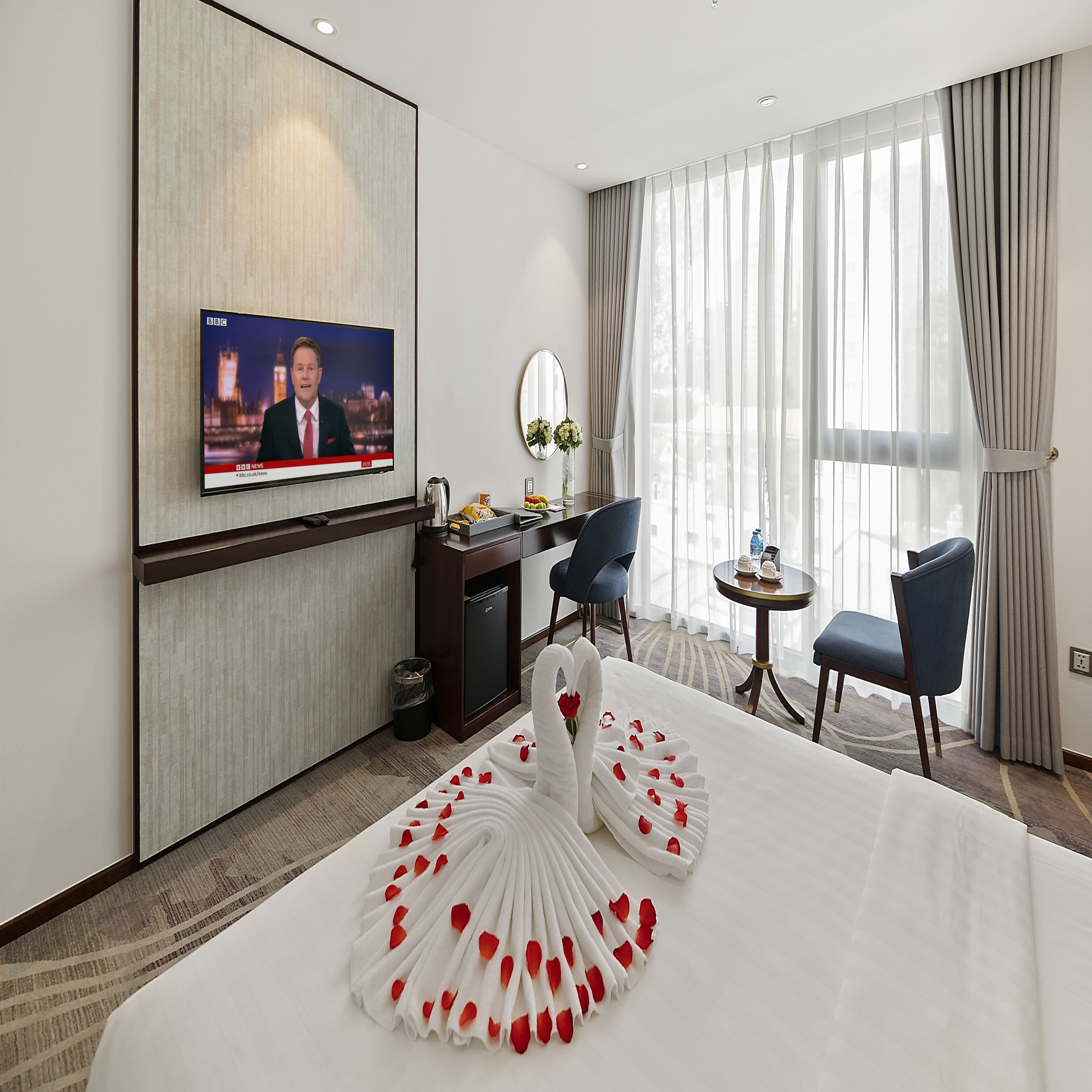 Double Deluxe One Bed