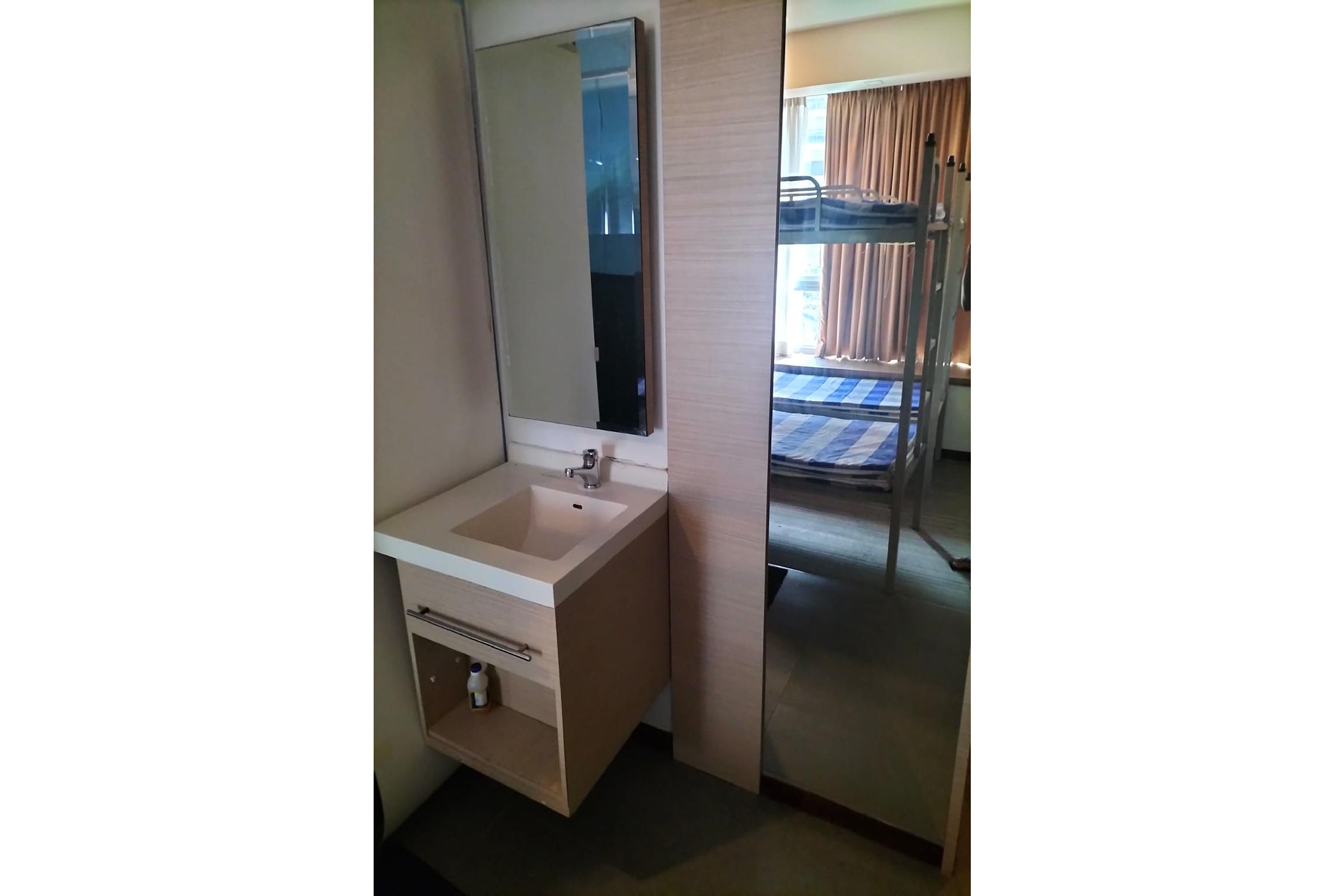 Bed in Dormitory Standard