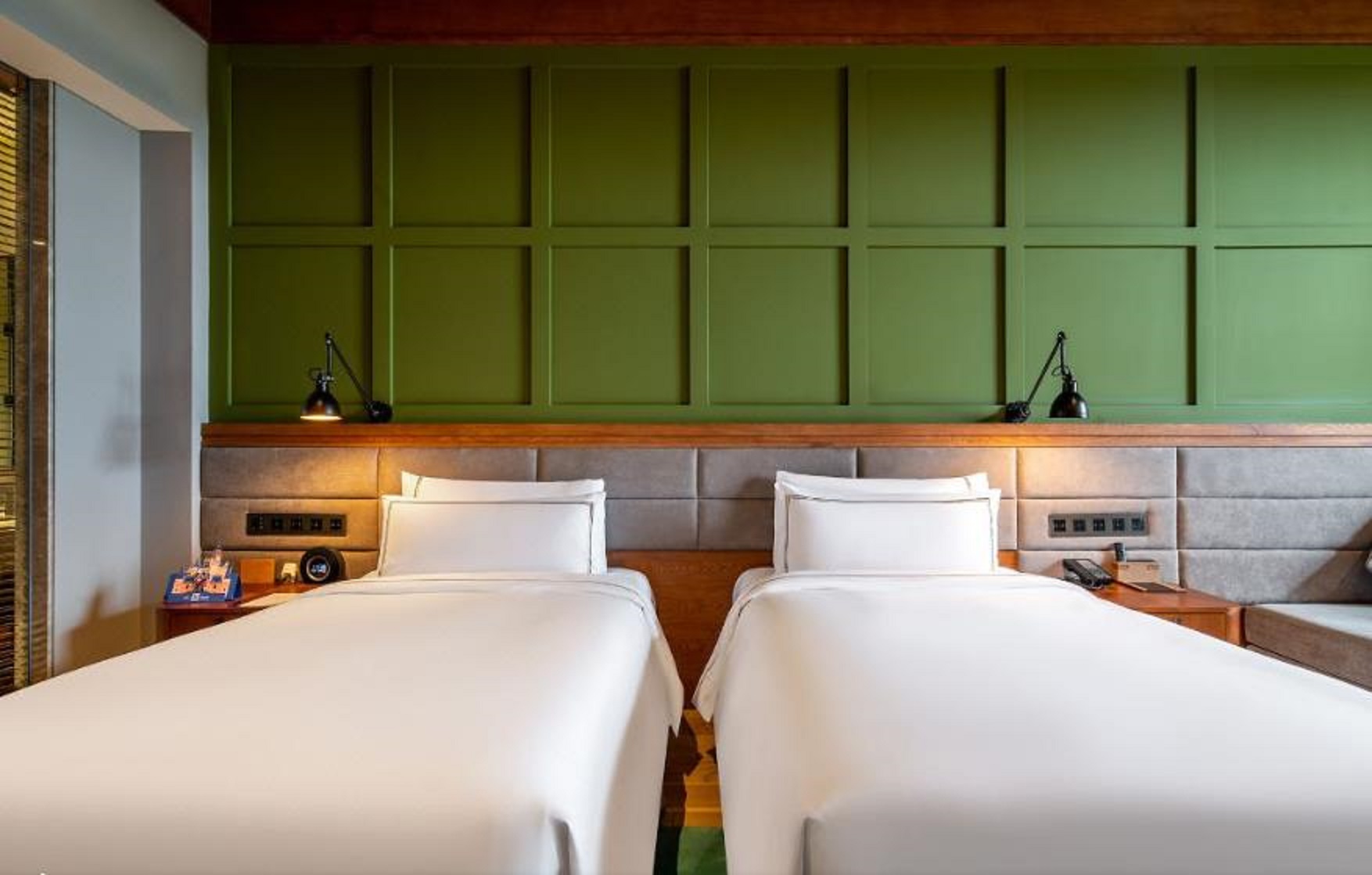 Double or Twin Deluxe with Terrace