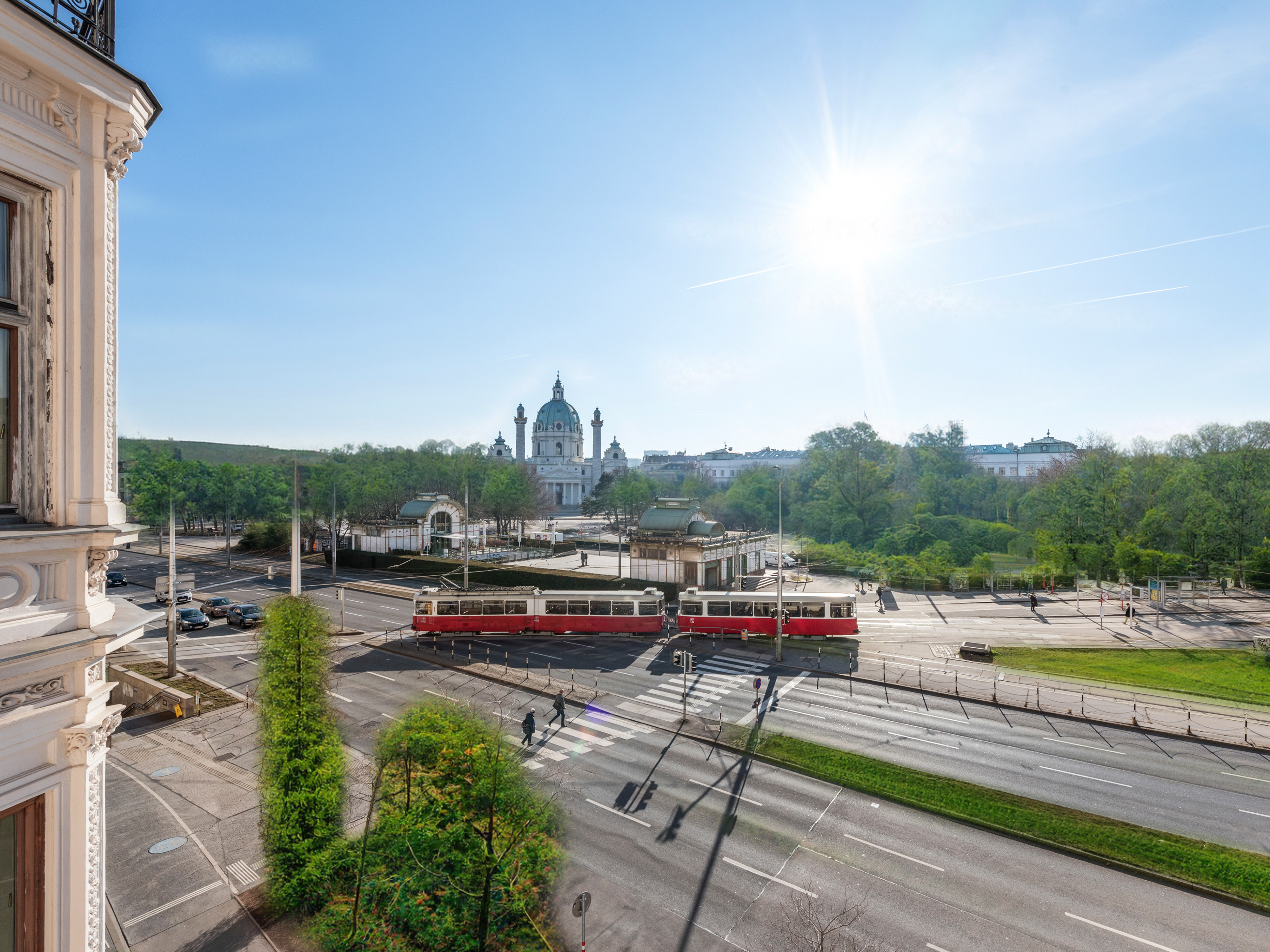 Apartment Three Bedrooms Two Bathrooms