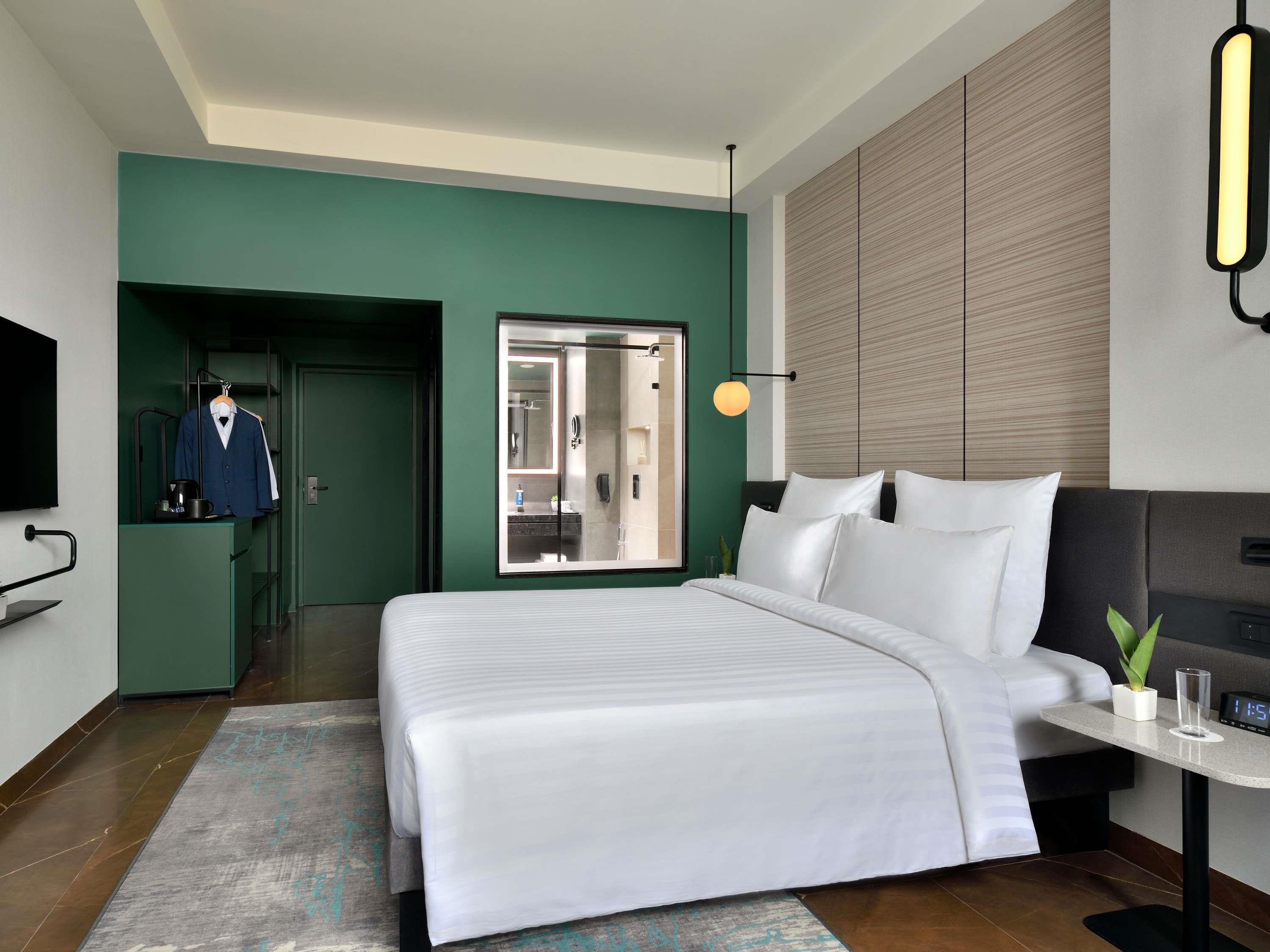 Double Superior King Bed