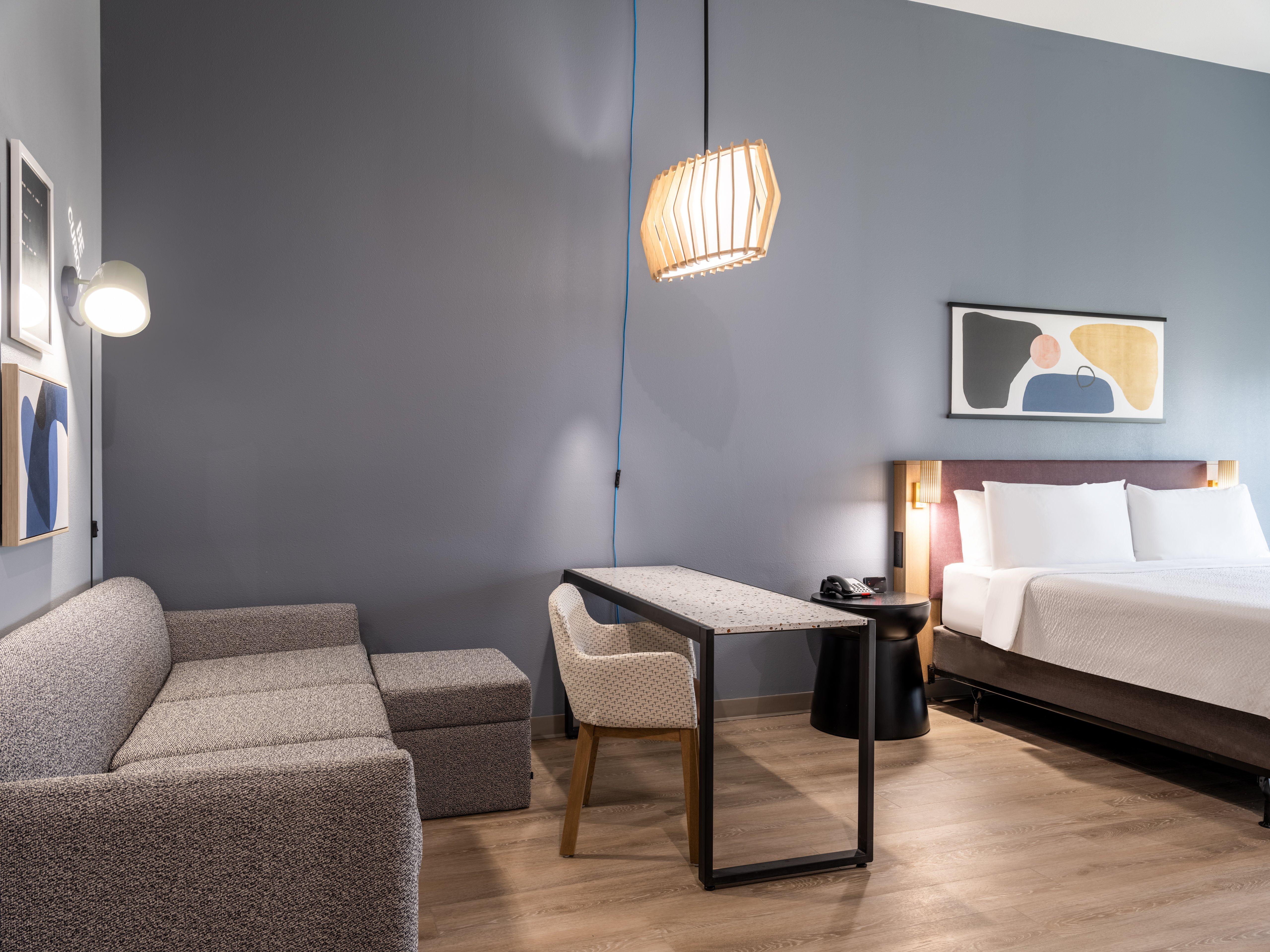 Studio Accessible King Size Bed