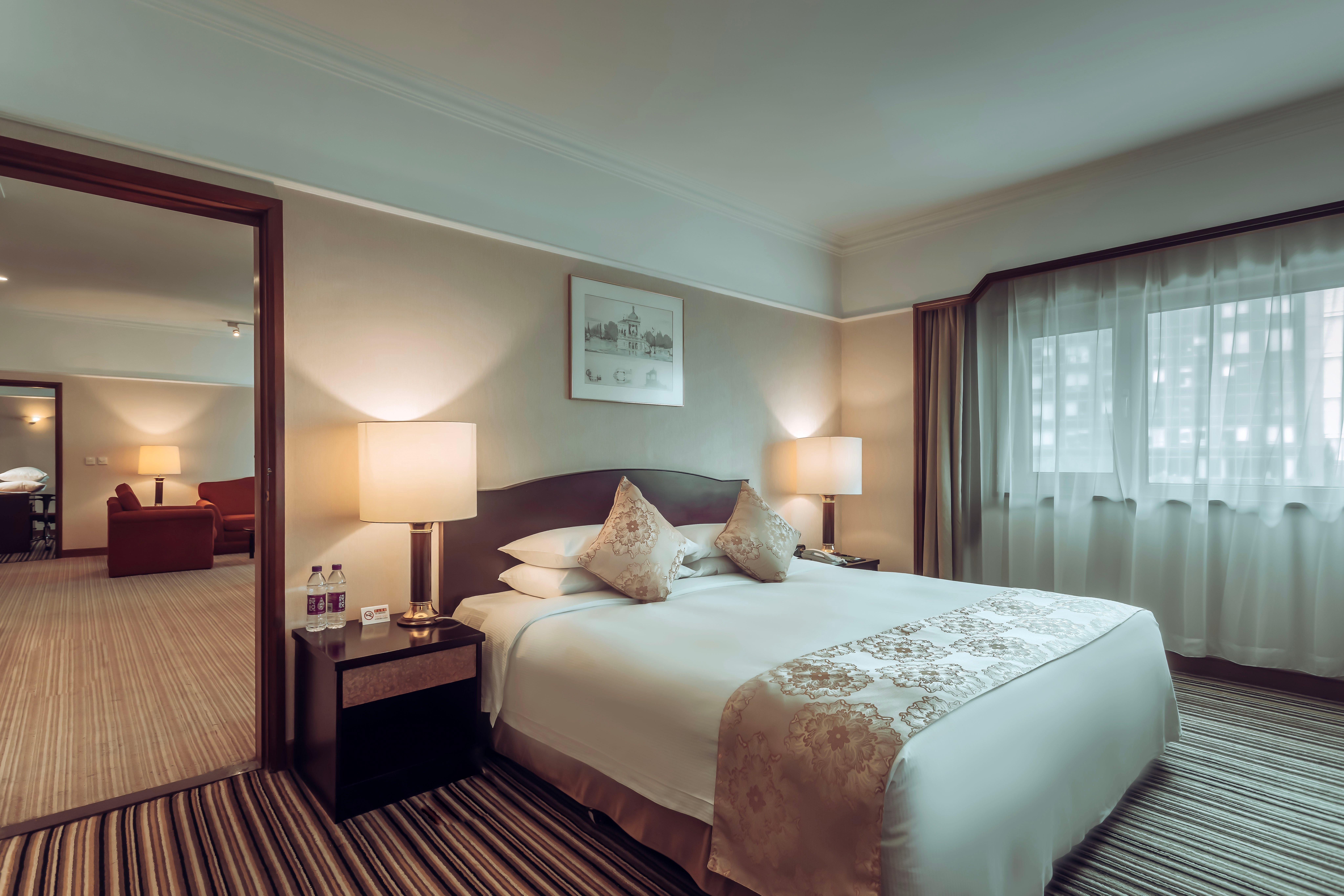 Suite with Kitchenette