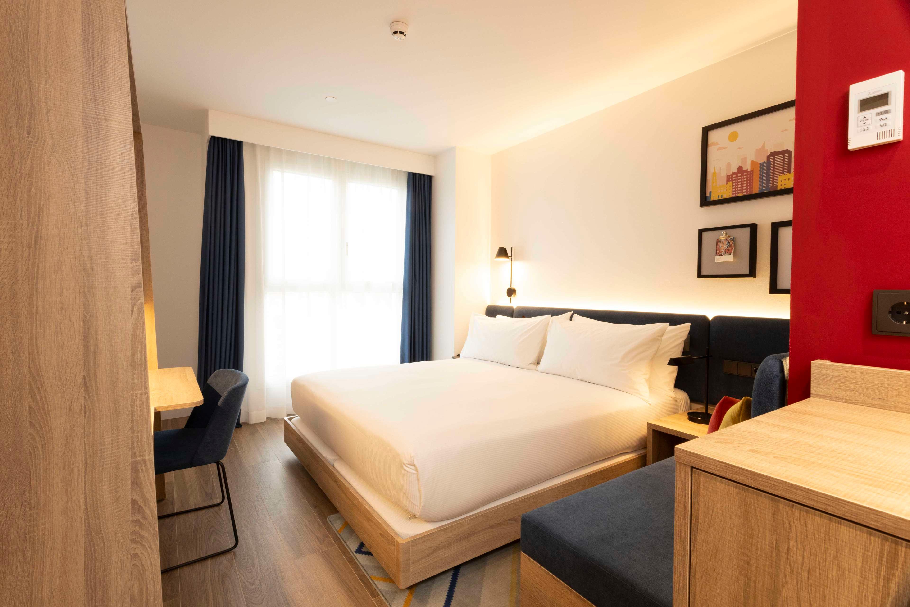 Double King Size Bed