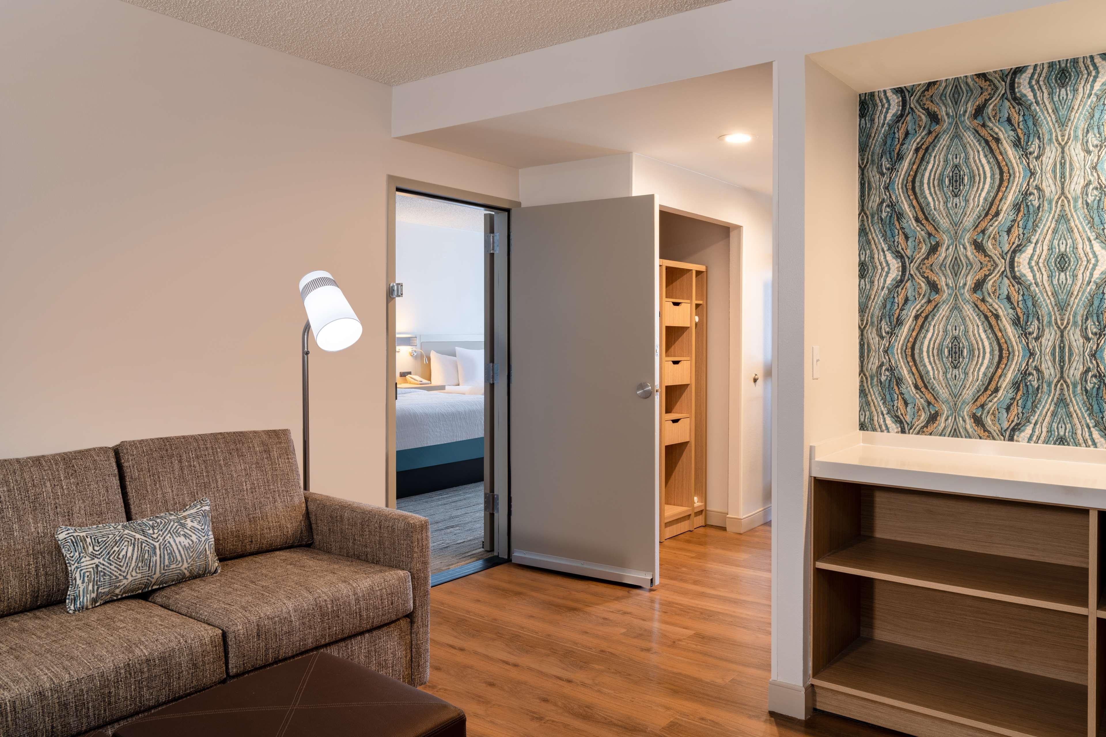 Suite Two Queen Beds