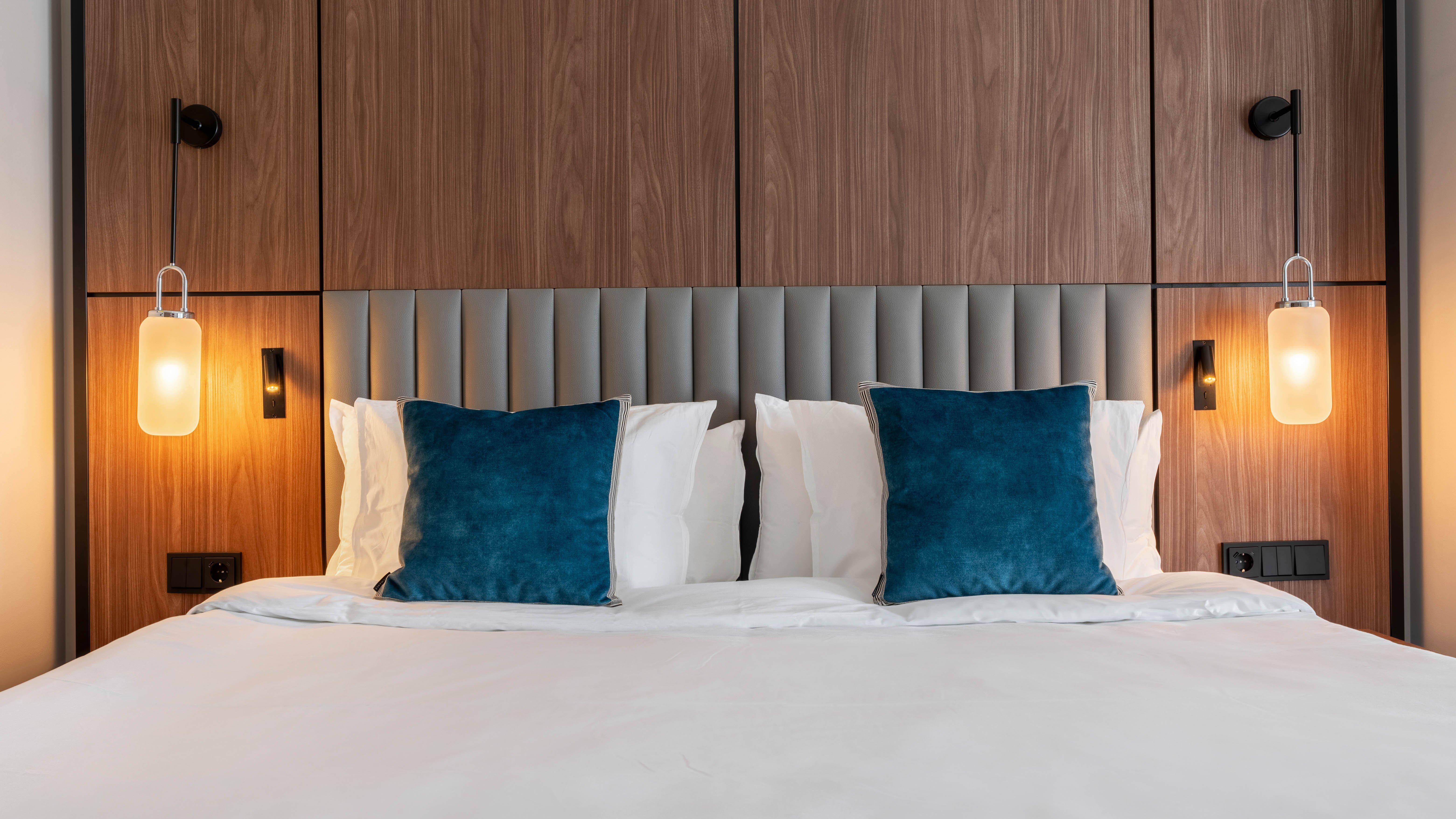 Double King Size Bed