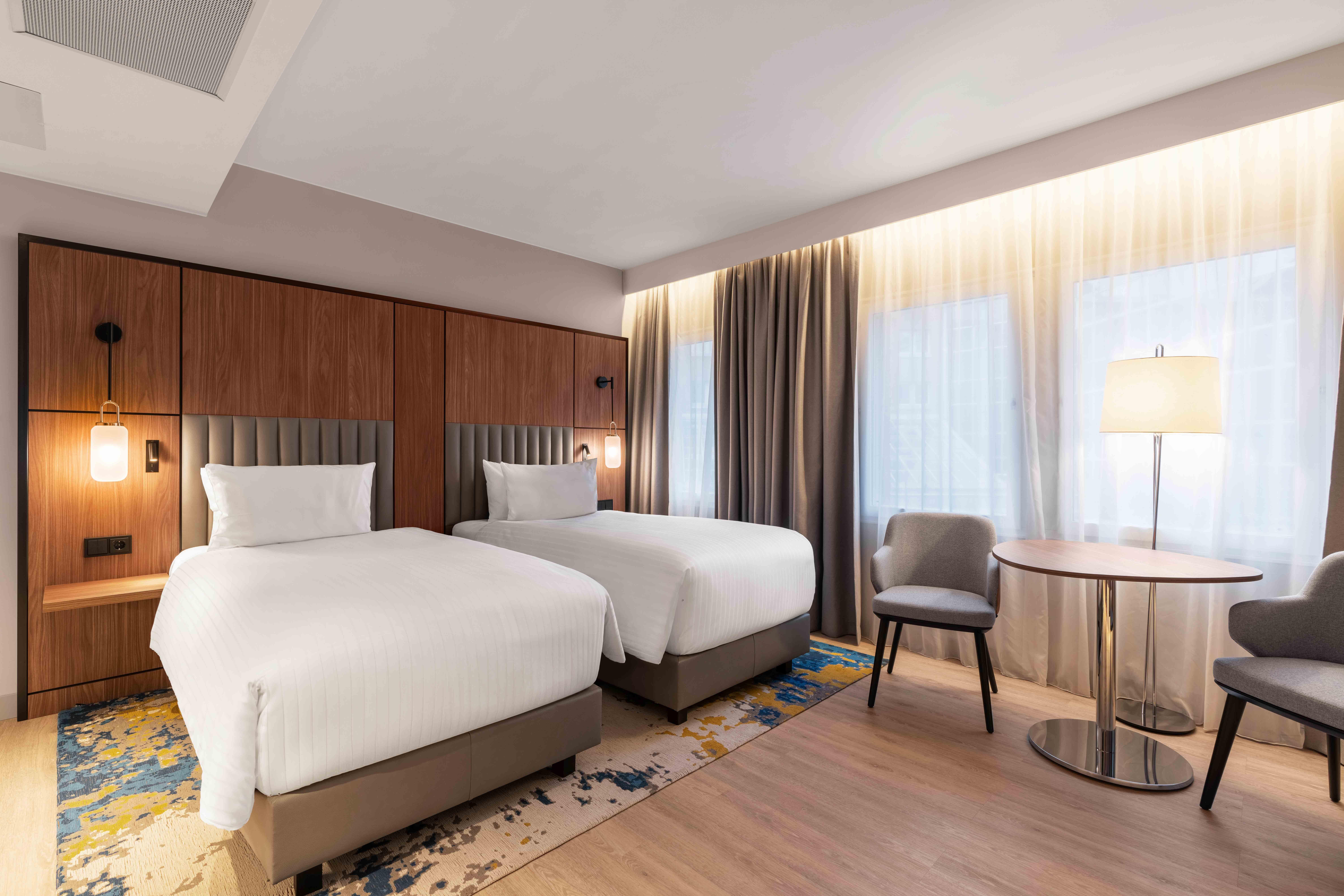 Double or Twin Standard