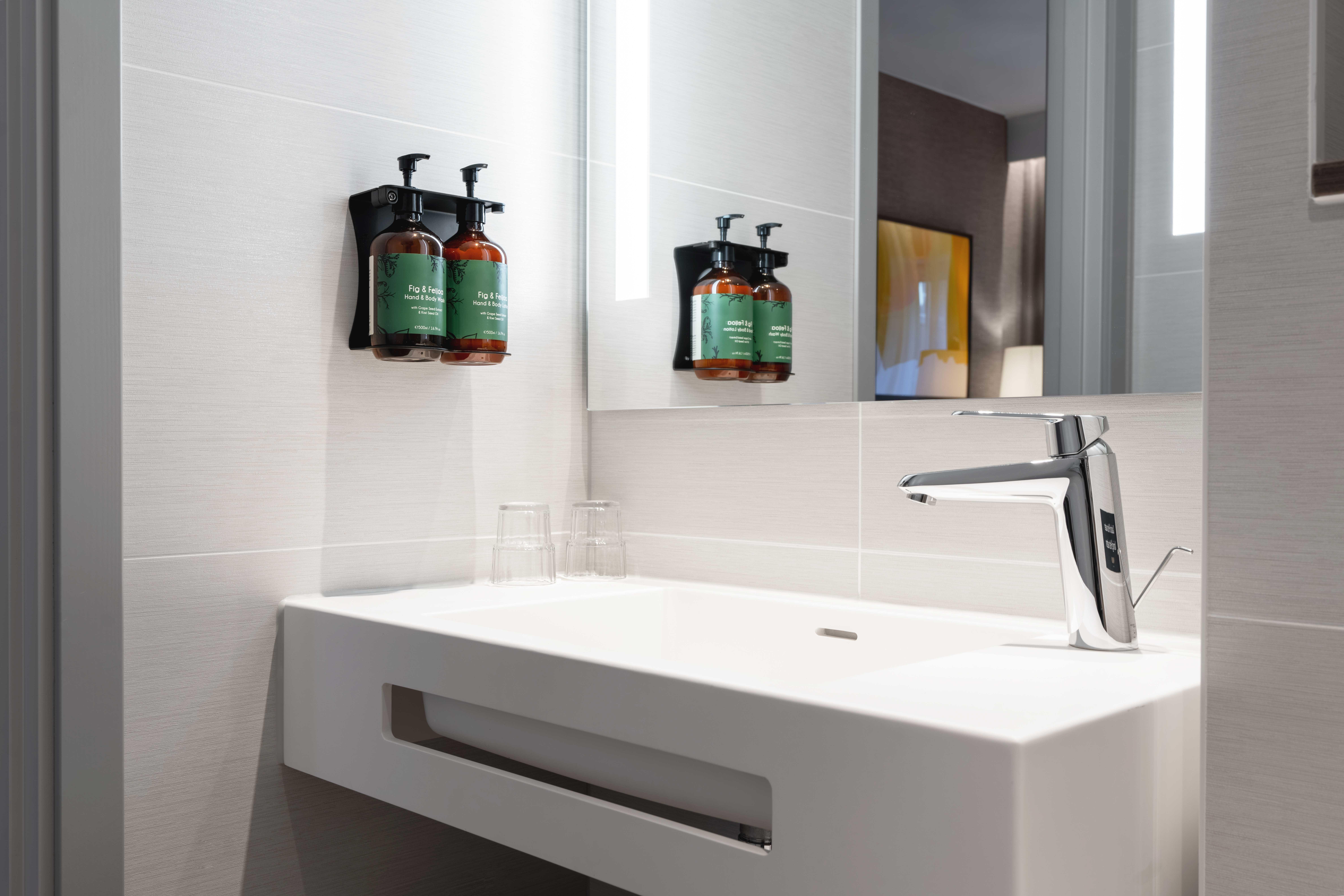 Double King Size Bed