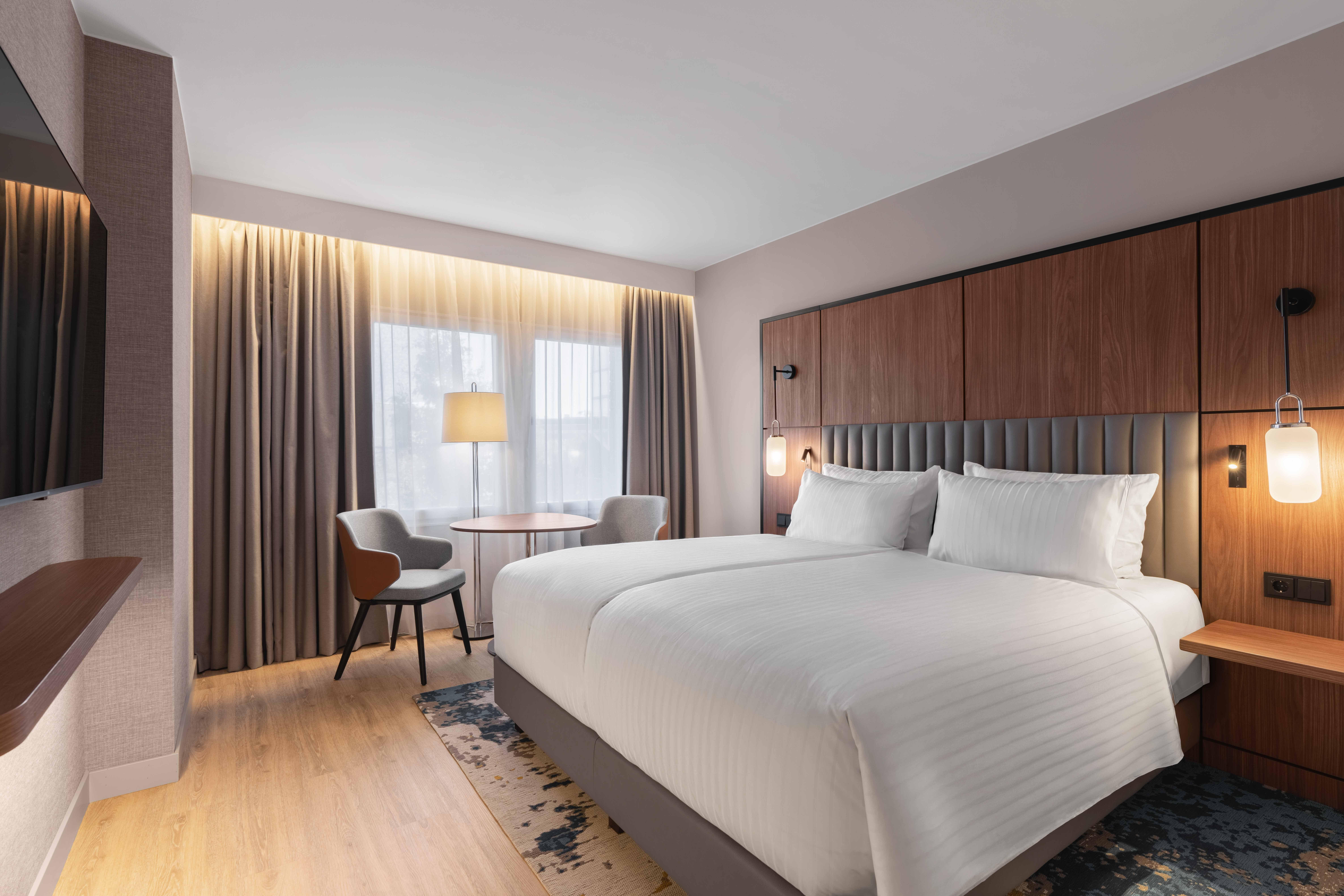 Double King Size Bed