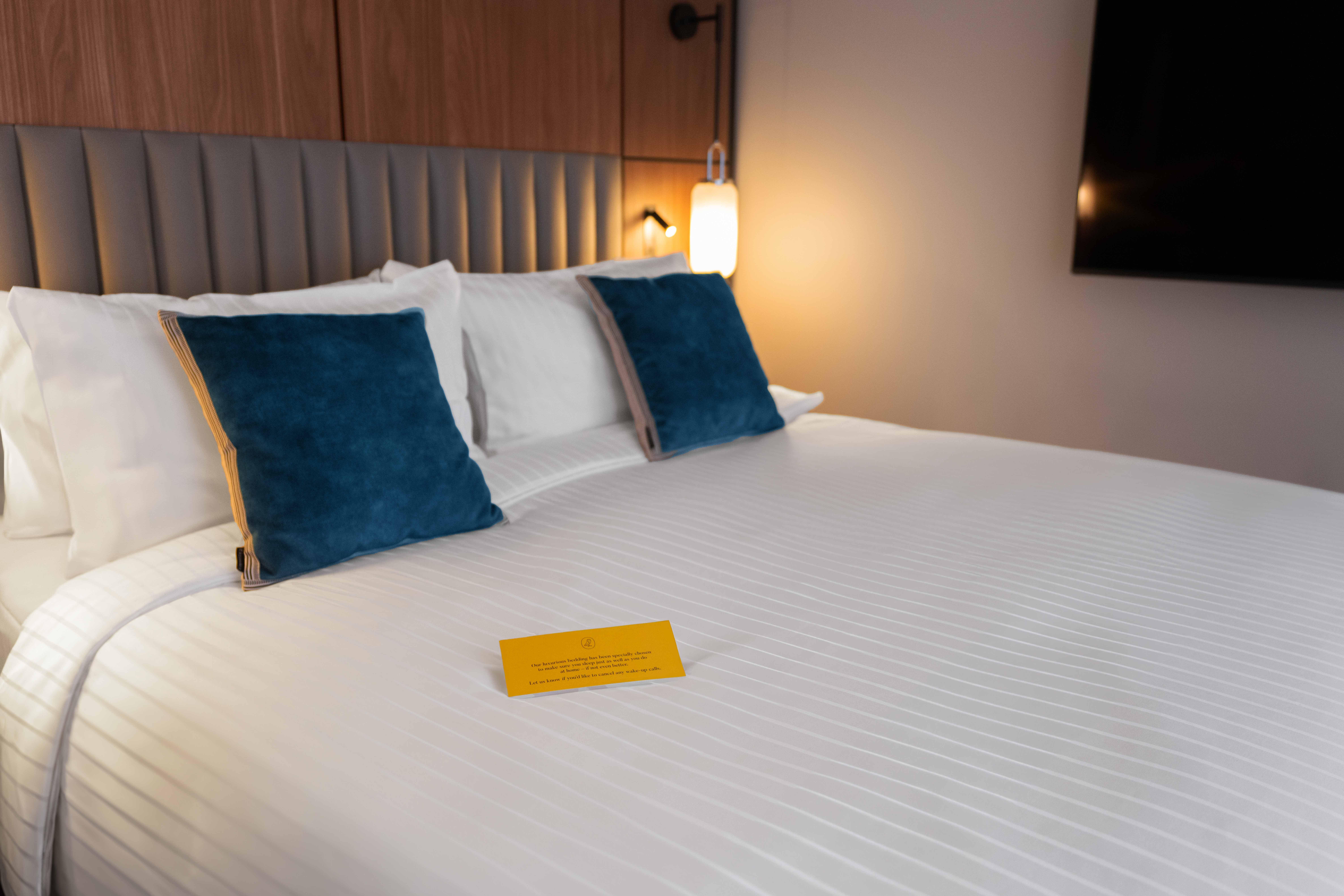 Double Queen Size Bed