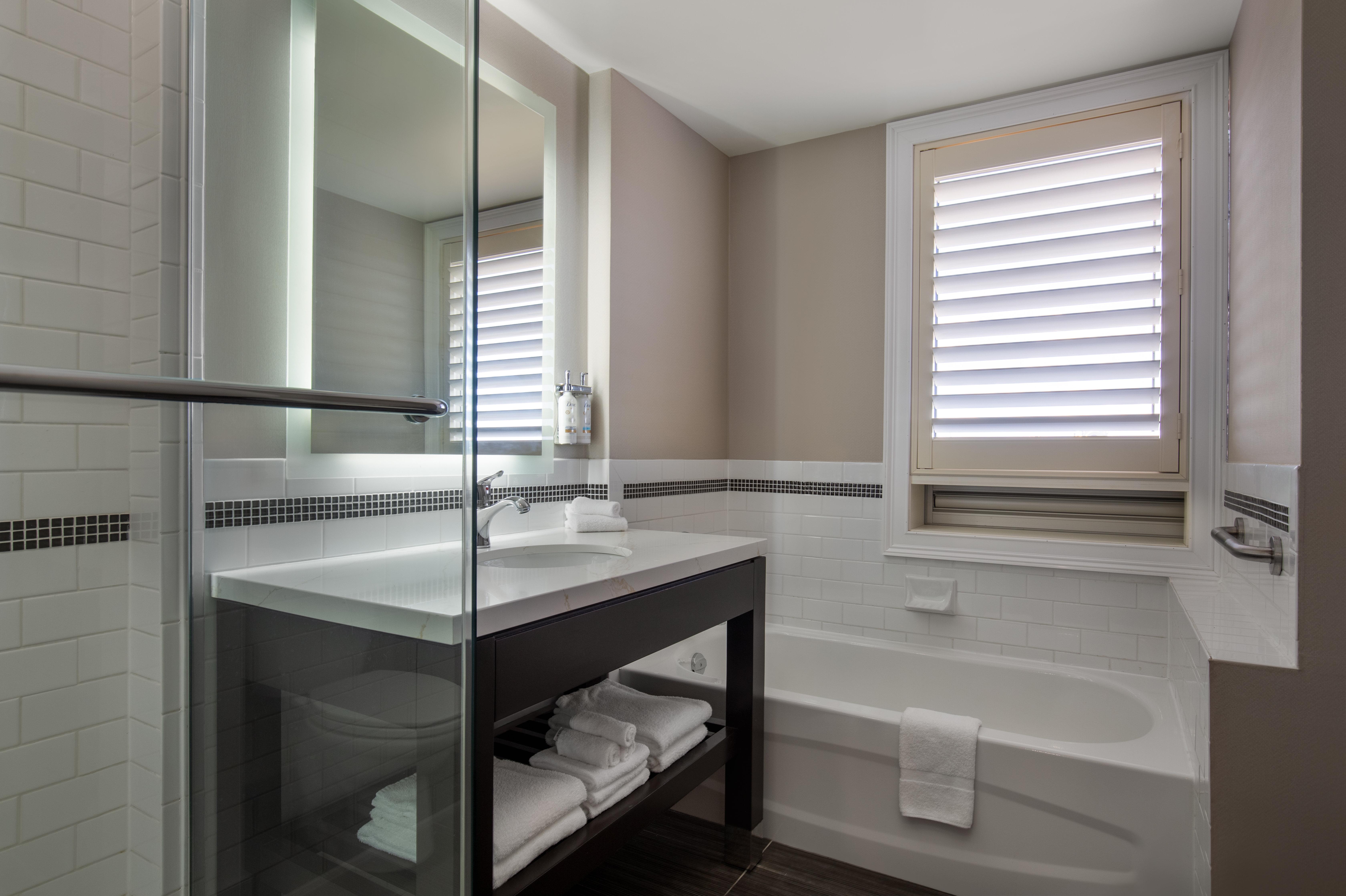 Suite with Kitchenette