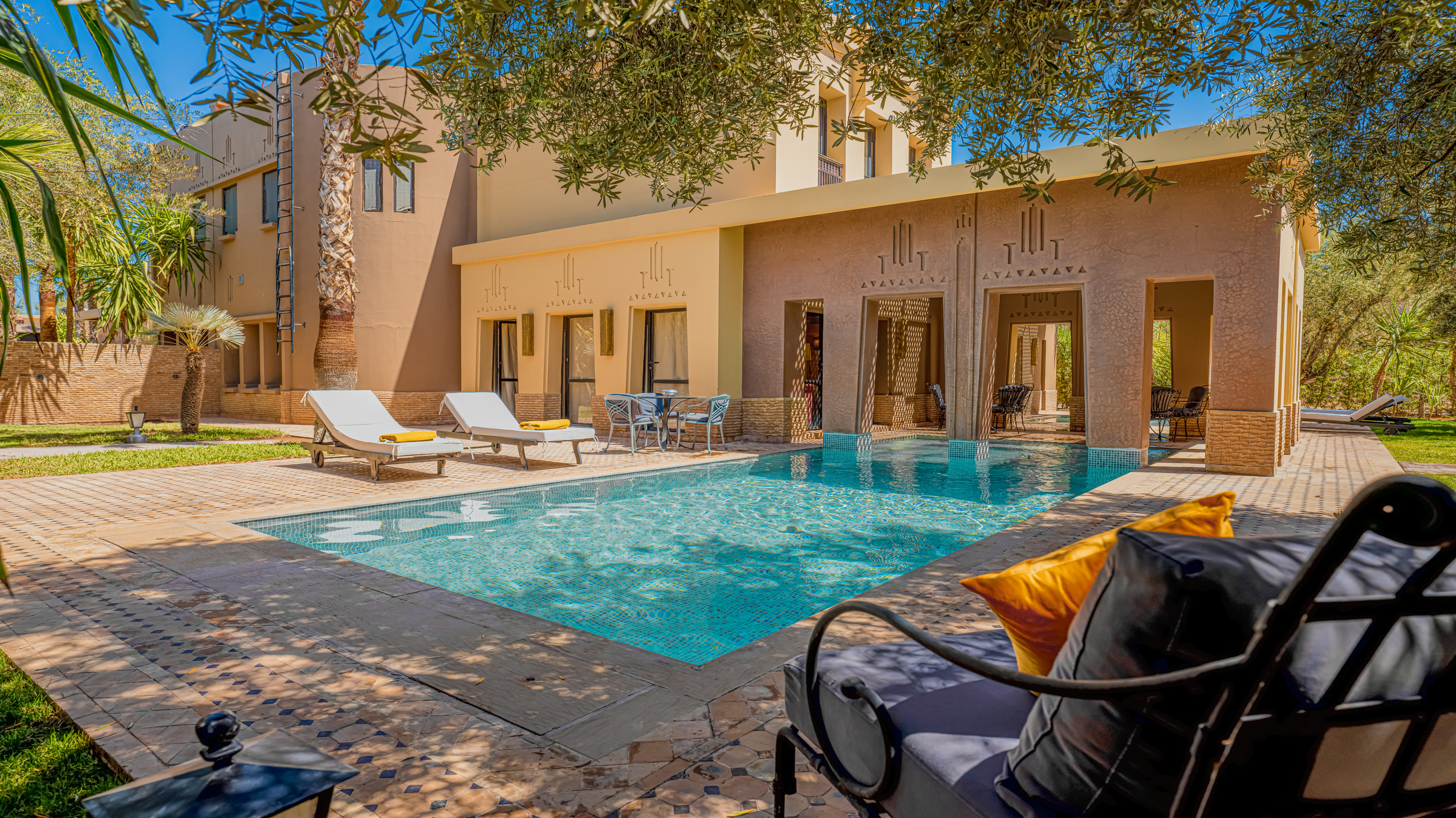 Suite King Bed Two Bedrooms