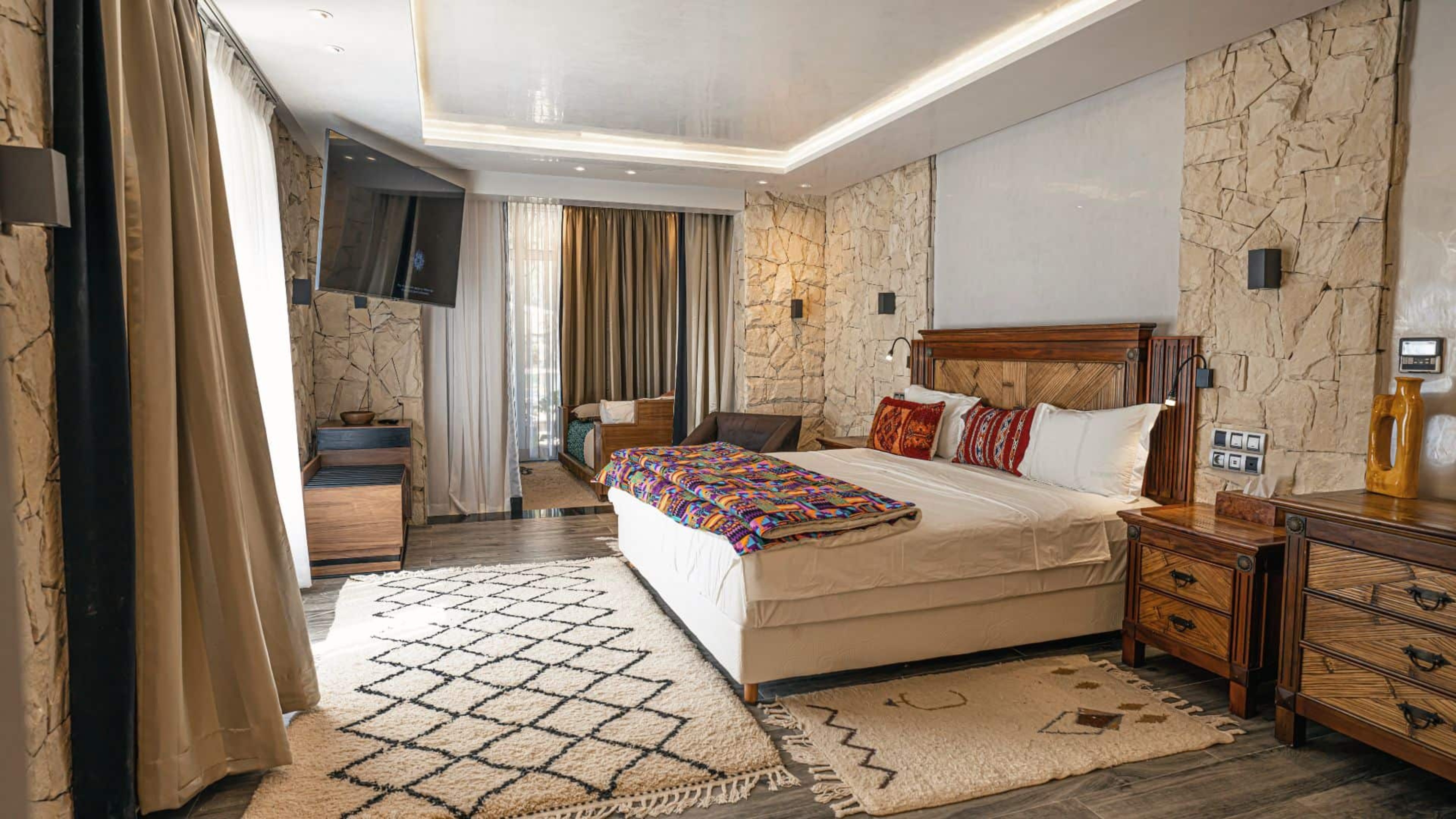 Suite Pool View One Bedroom