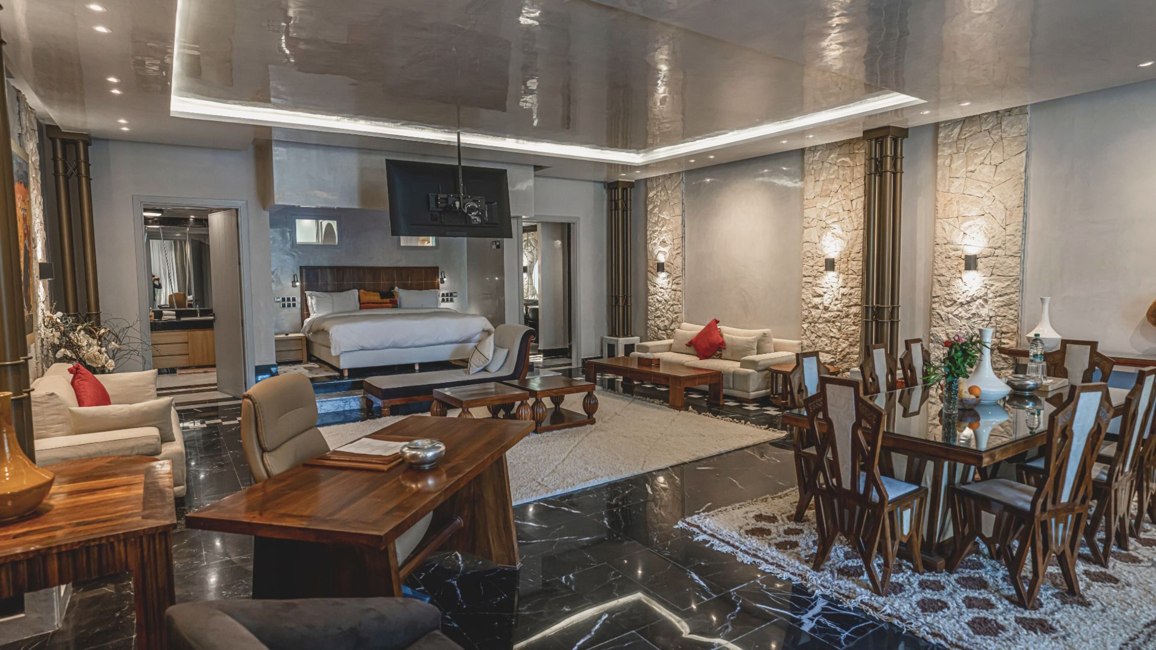 Suite Pool View One Bedroom