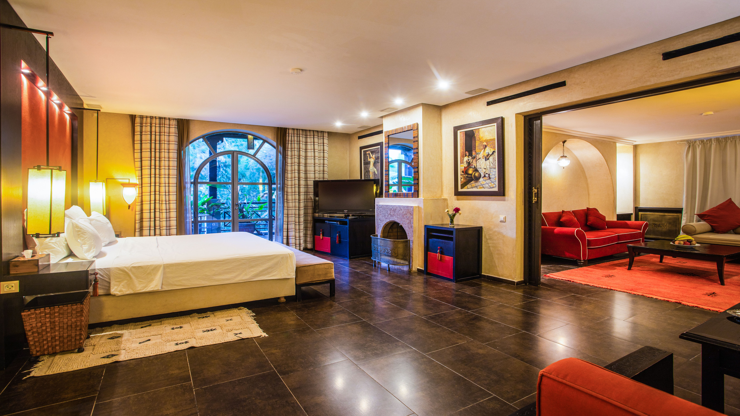 Suite Two Double Beds One Bedroom 