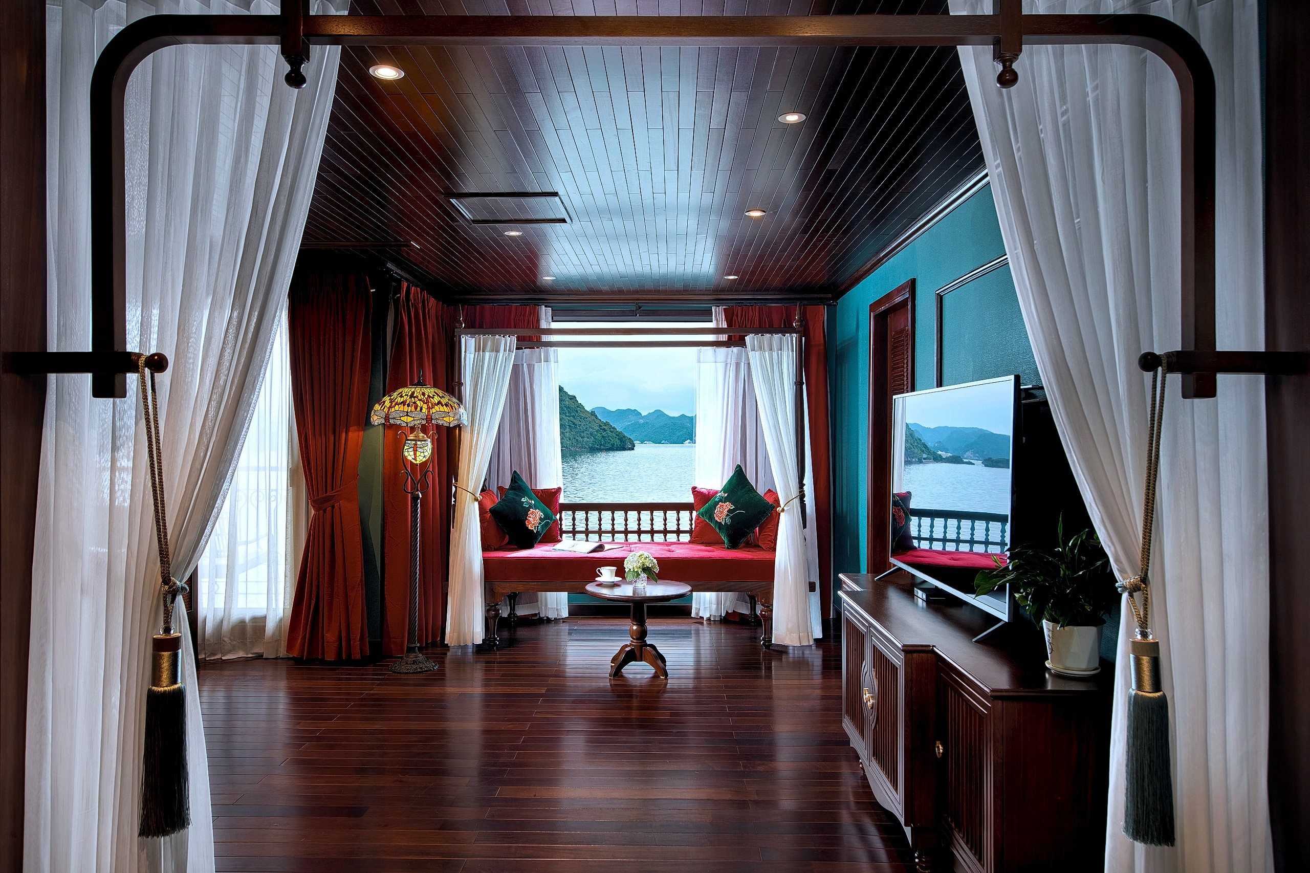 Suite Side Sea View with Balcony