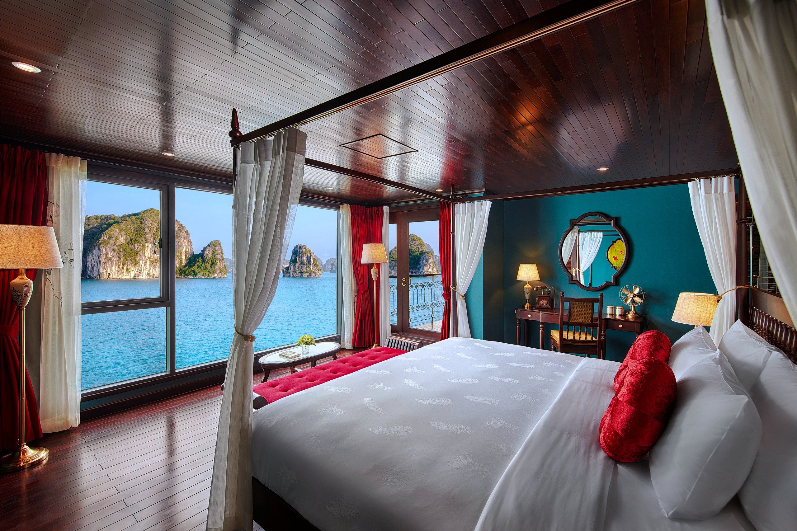 Suite Side Sea View with Balcony