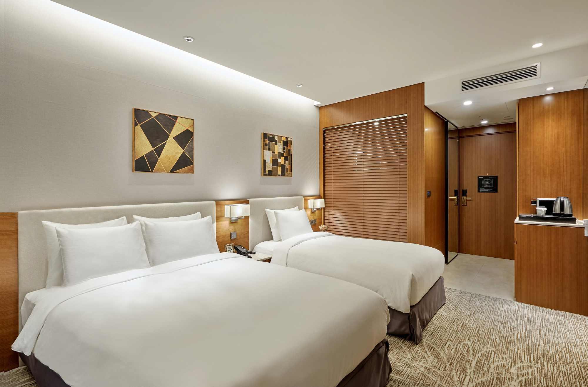 Twin Deluxe with Balcony