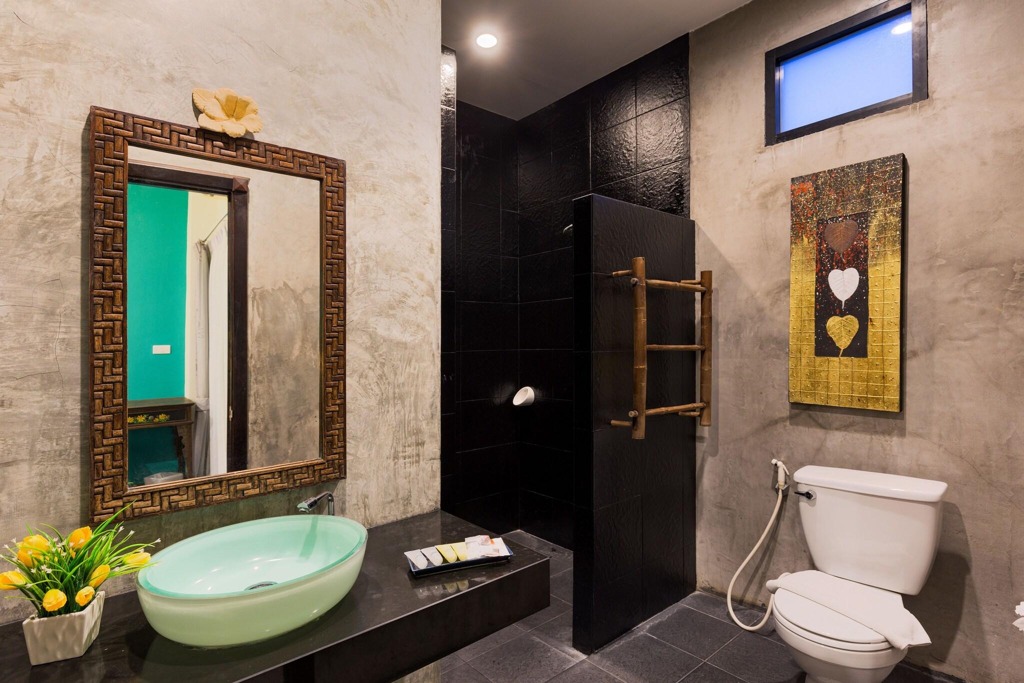 Double or Twin Deluxe Two Beds